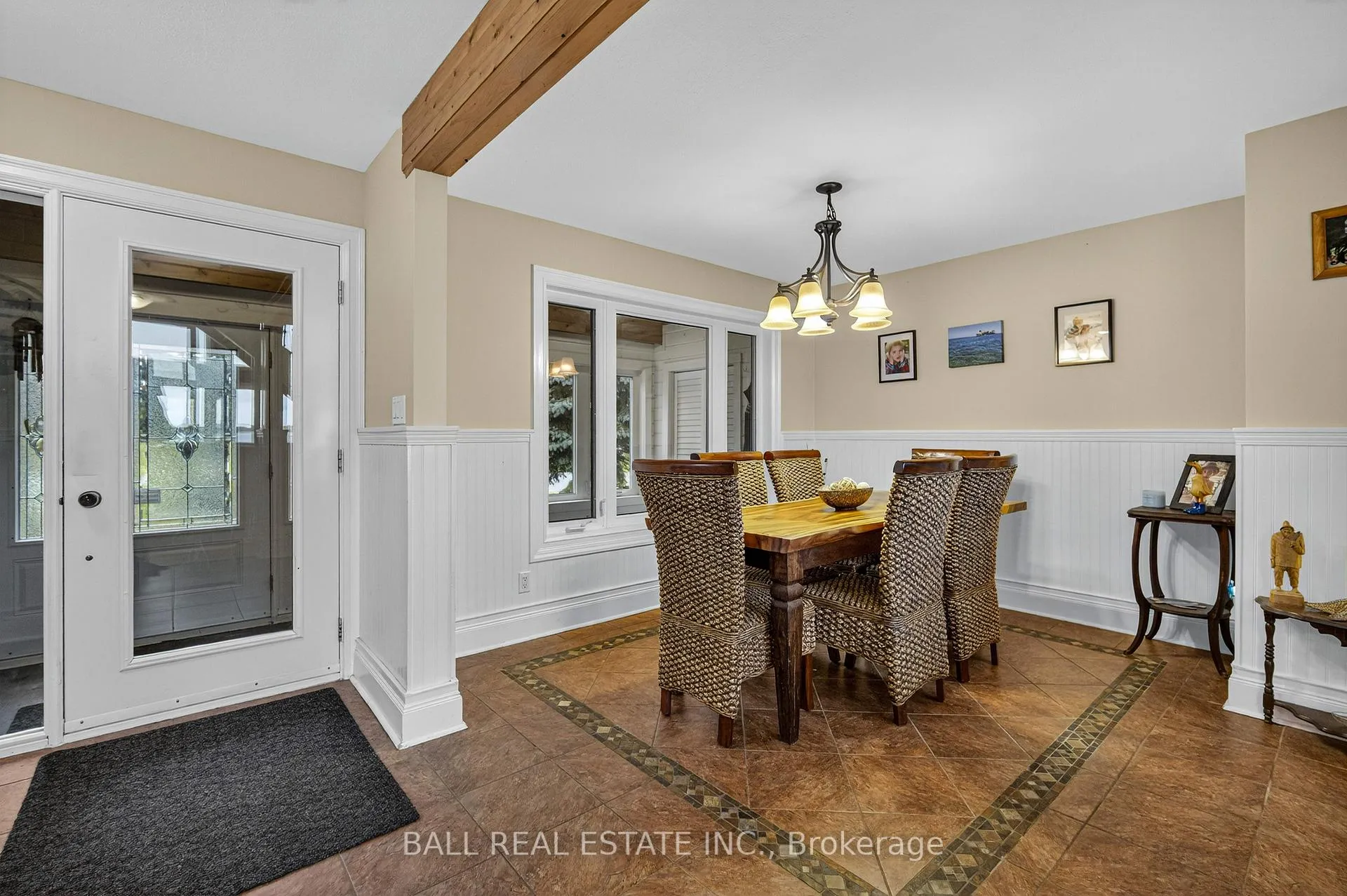Photo 21 of 151 Peller Court, Kawartha Lakes, Verulam — HOMEH