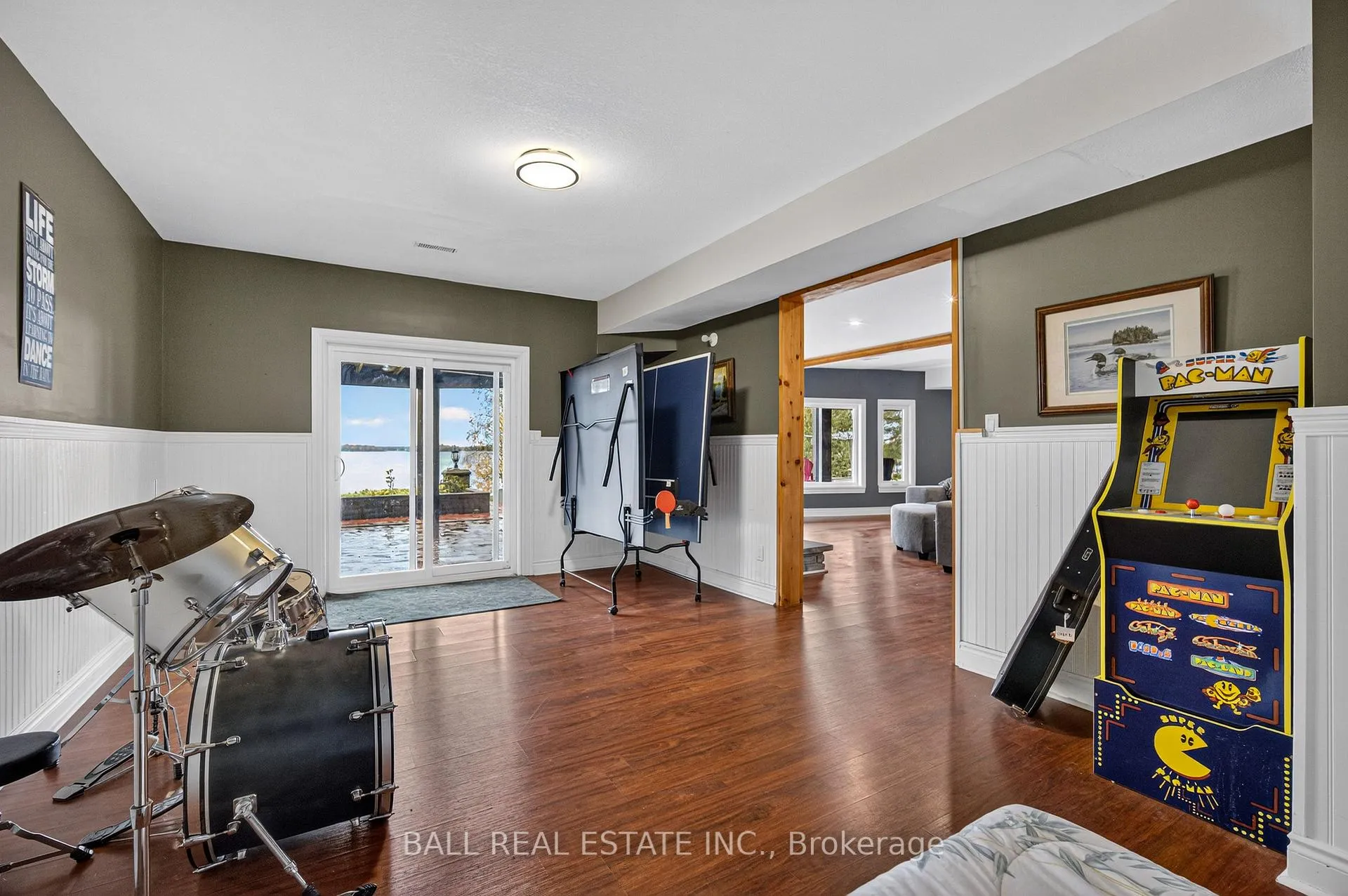 Photo 35 of 151 Peller Court, Kawartha Lakes, Verulam — HOMEH