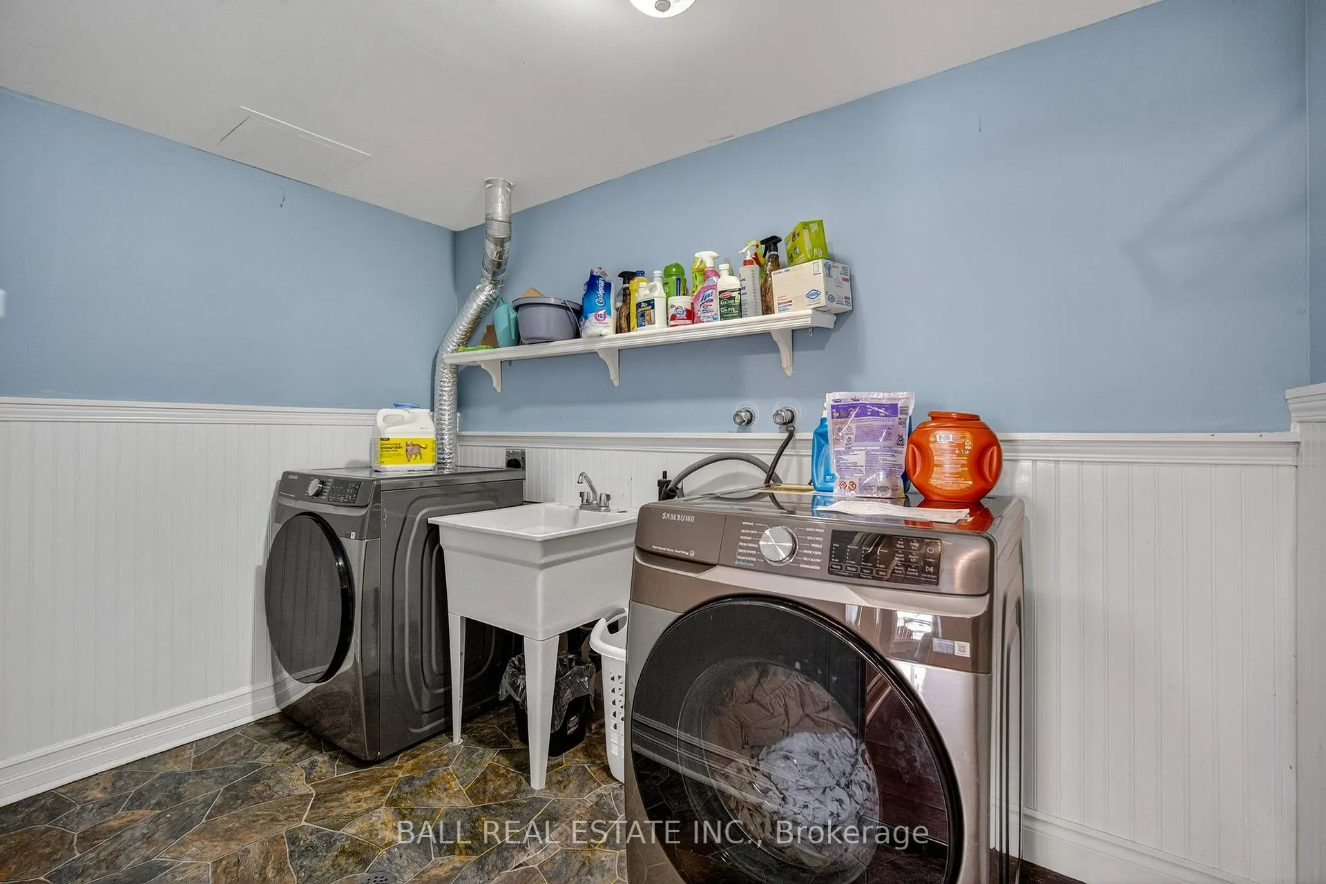 Photo 37 of 151 Peller Court, Kawartha Lakes, Verulam — HOMEH