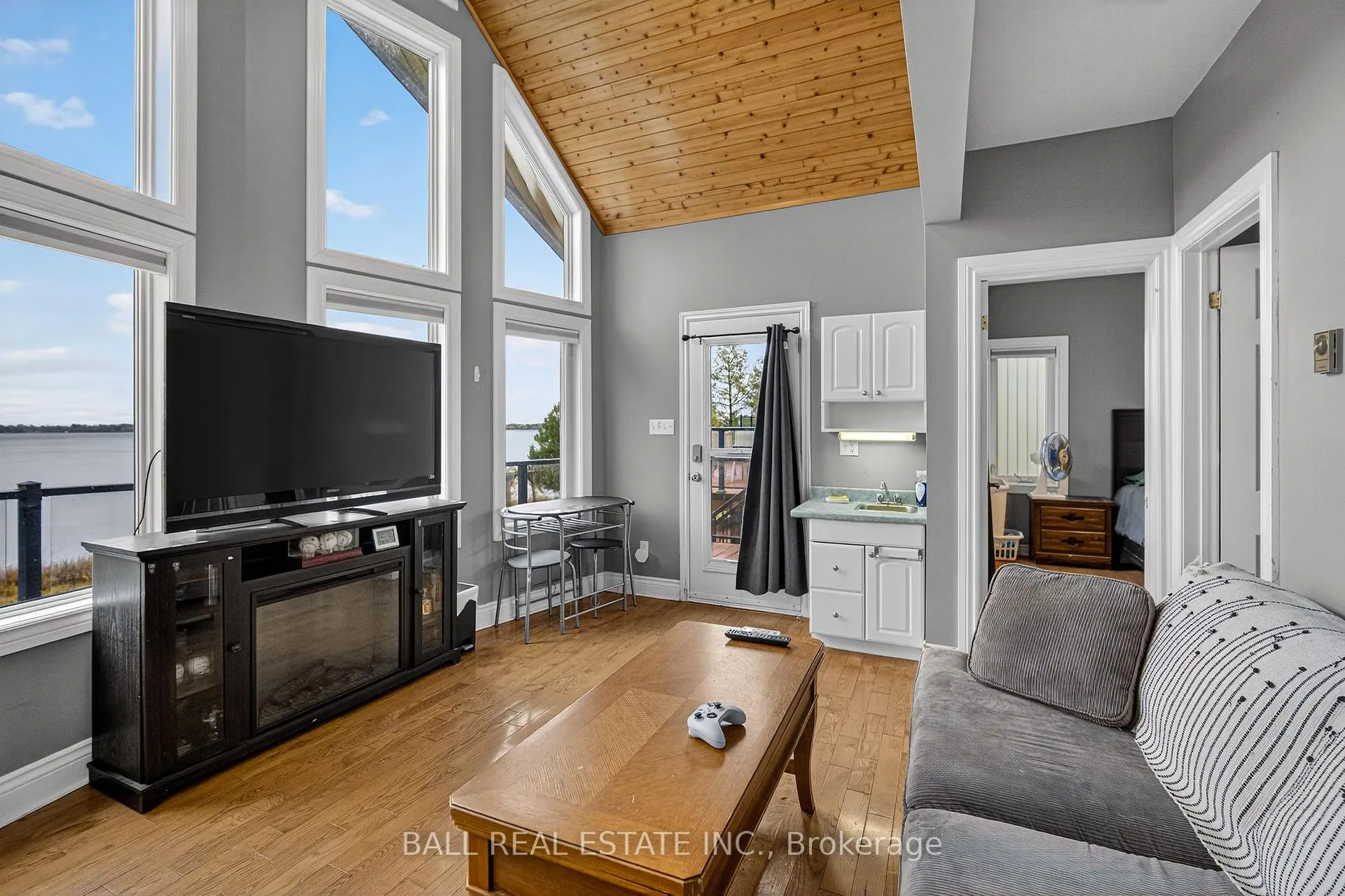 Photo 39 of 151 Peller Court, Kawartha Lakes, Verulam — HOMEH