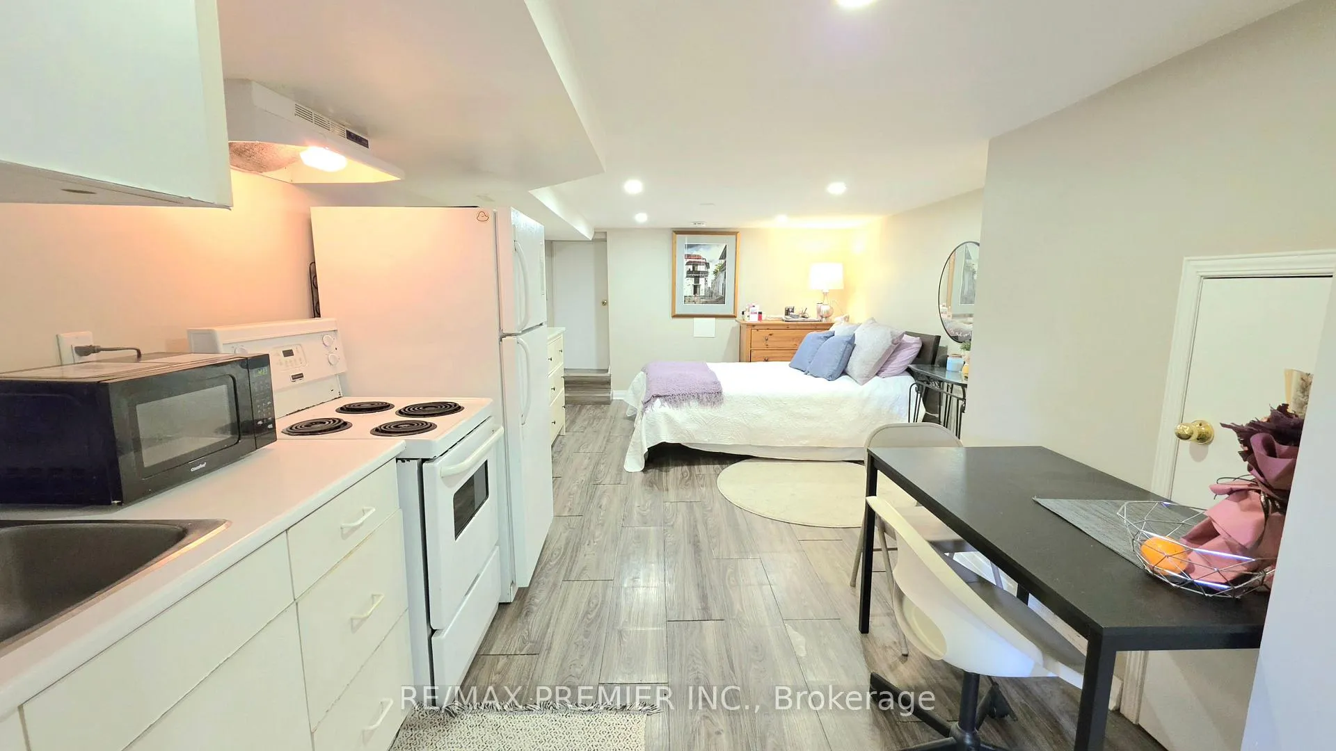 Photo 7 of 75 Auburn Avenue, Toronto, Corso Italia-Davenport — HOMEH