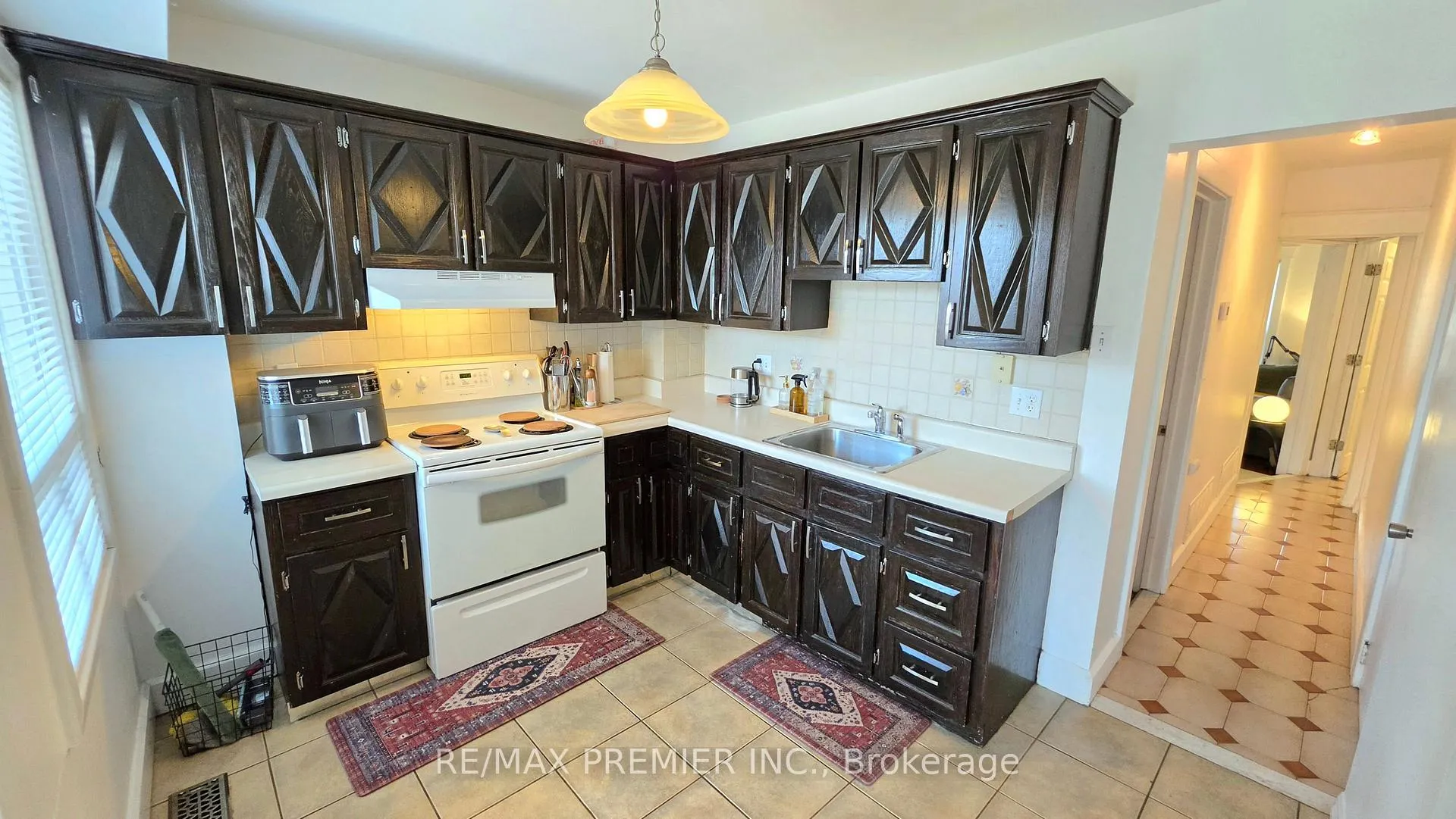 Photo 29 of 75 Auburn Avenue, Toronto, Corso Italia-Davenport — HOMEH