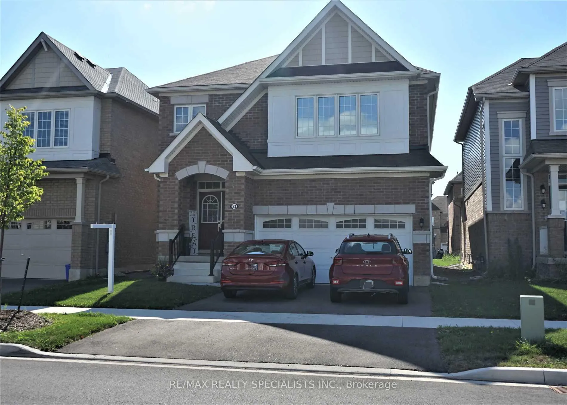 Photo 2 of 23 Seanesy Drive, Thorold, Hurricane/Merrittville — HOMEH
