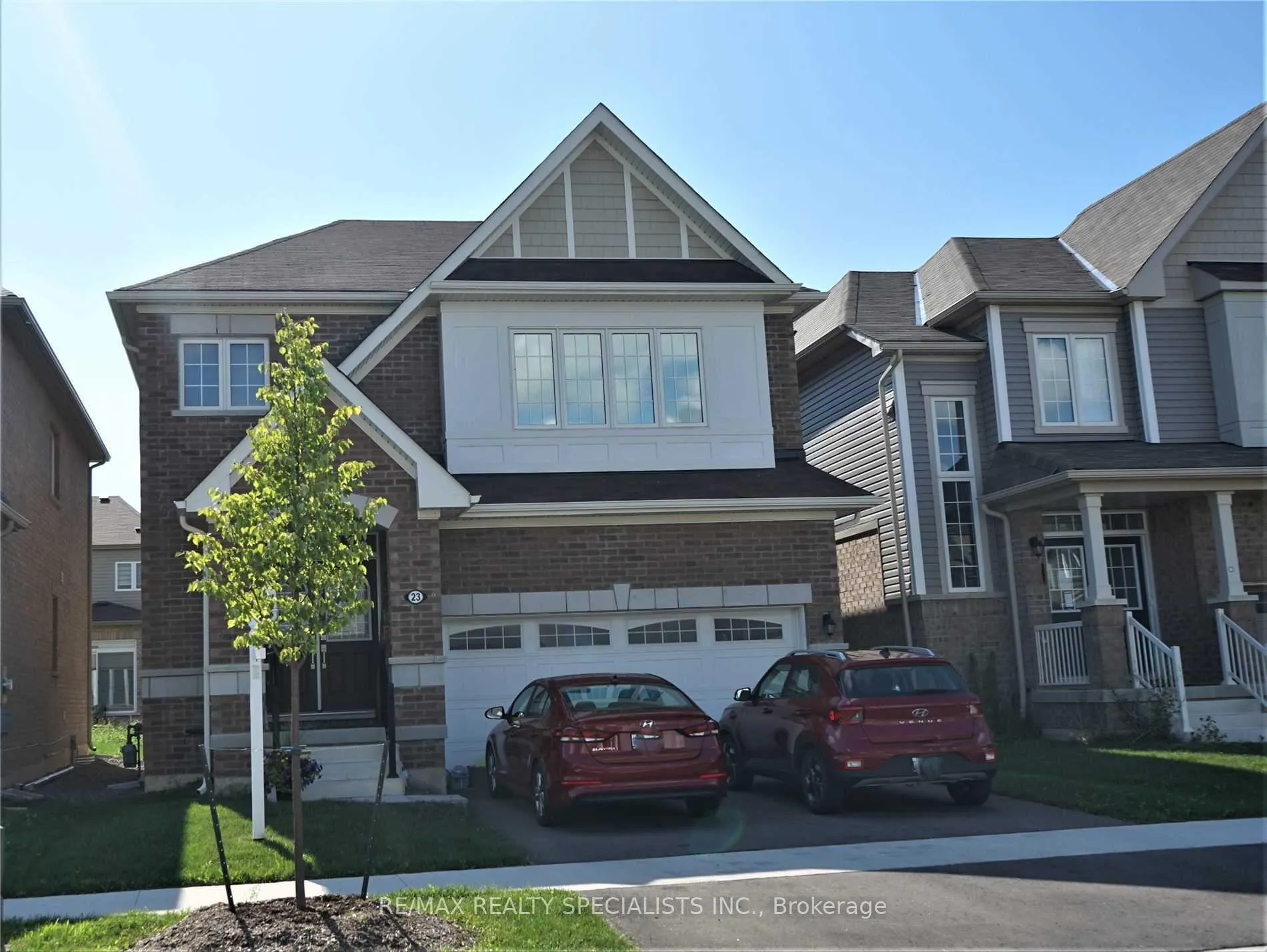Photo 3 of 23 Seanesy Drive, Thorold, Hurricane/Merrittville — HOMEH