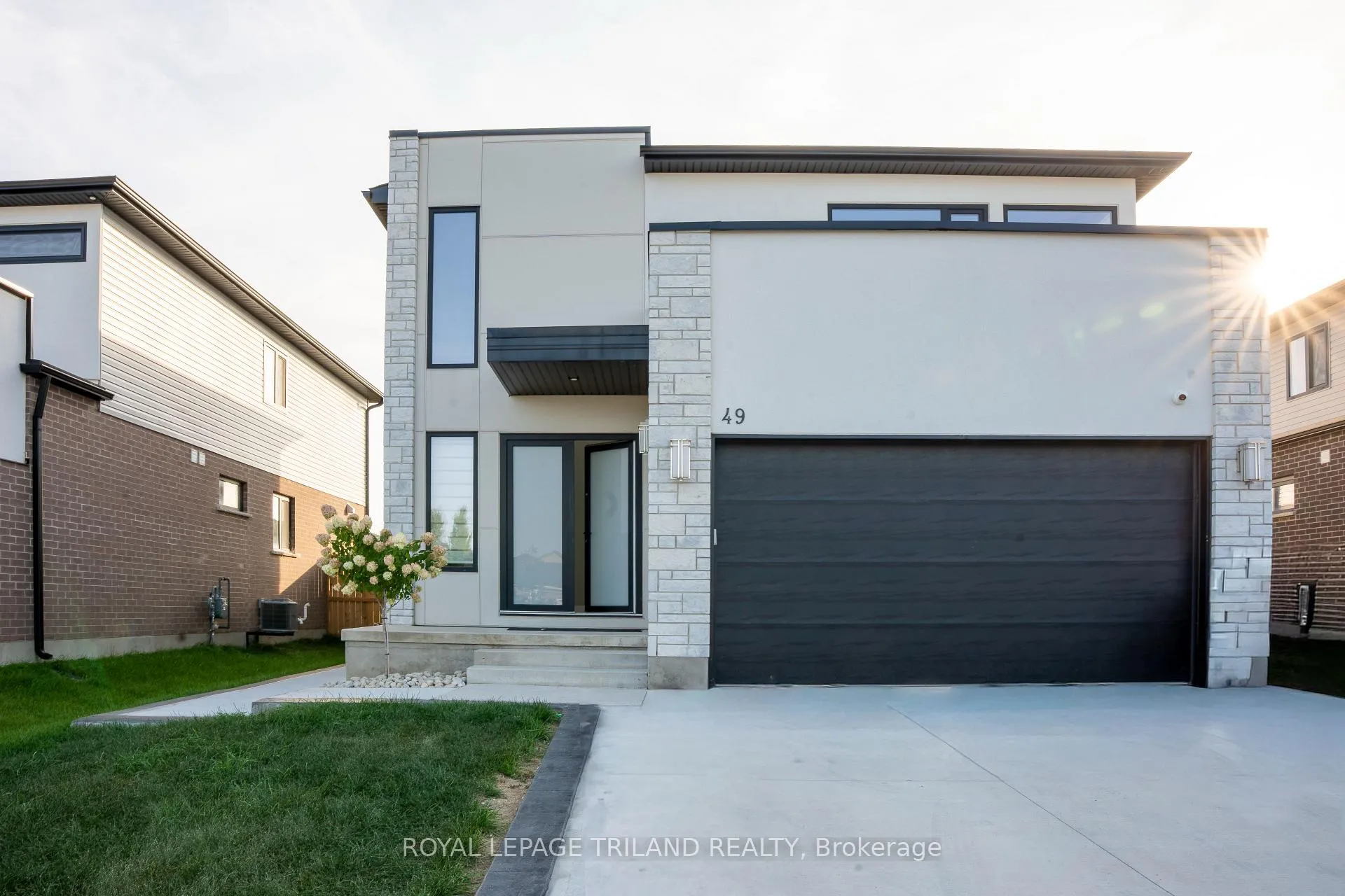 Photo 1 of 49 Poole Crescent, Middlesex Centre, Rural Middlesex Centre — HOMEH