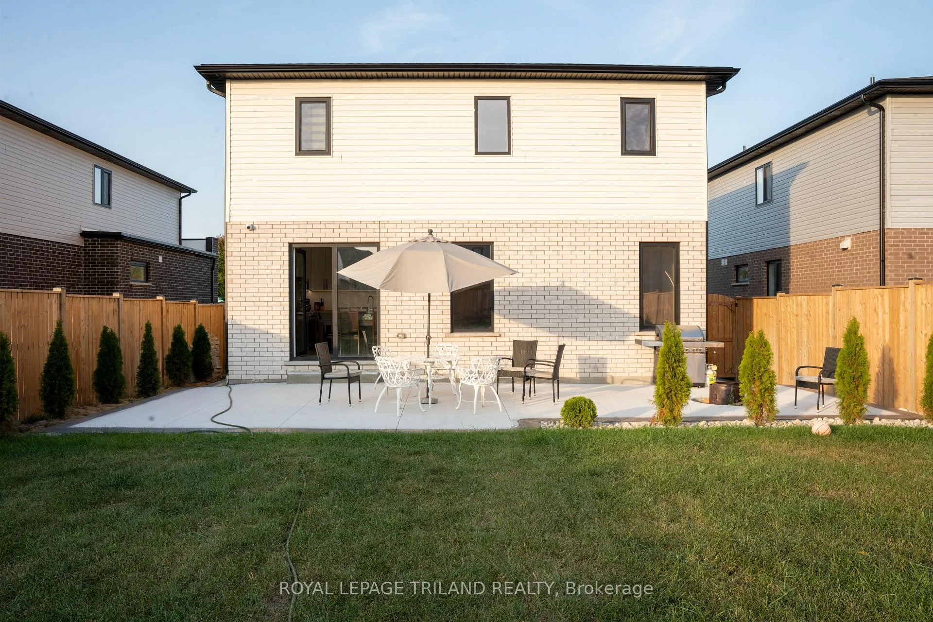 Photo 9 of 49 Poole Crescent, Middlesex Centre, Rural Middlesex Centre — HOMEH