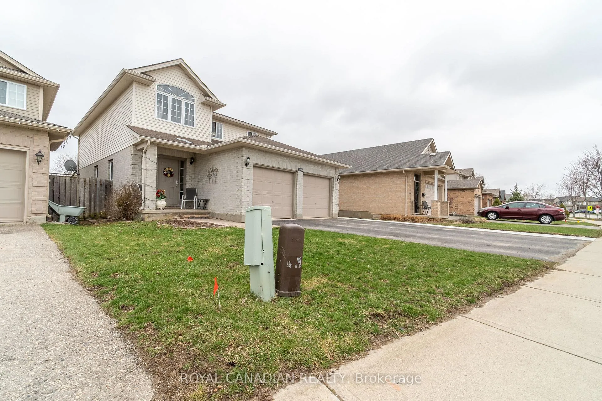 Photo 2 of 1723 Stackhouse Avenue, London, North C — HOMEH
