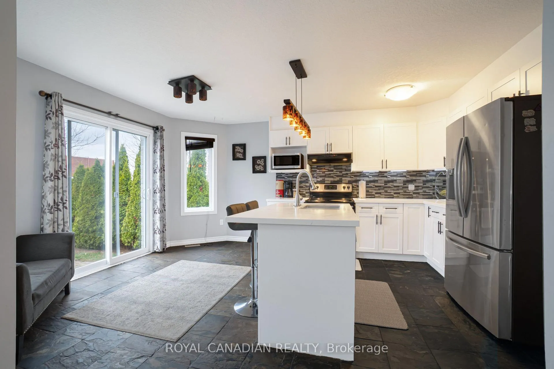 Photo 11 of 1723 Stackhouse Avenue, London, North C — HOMEH