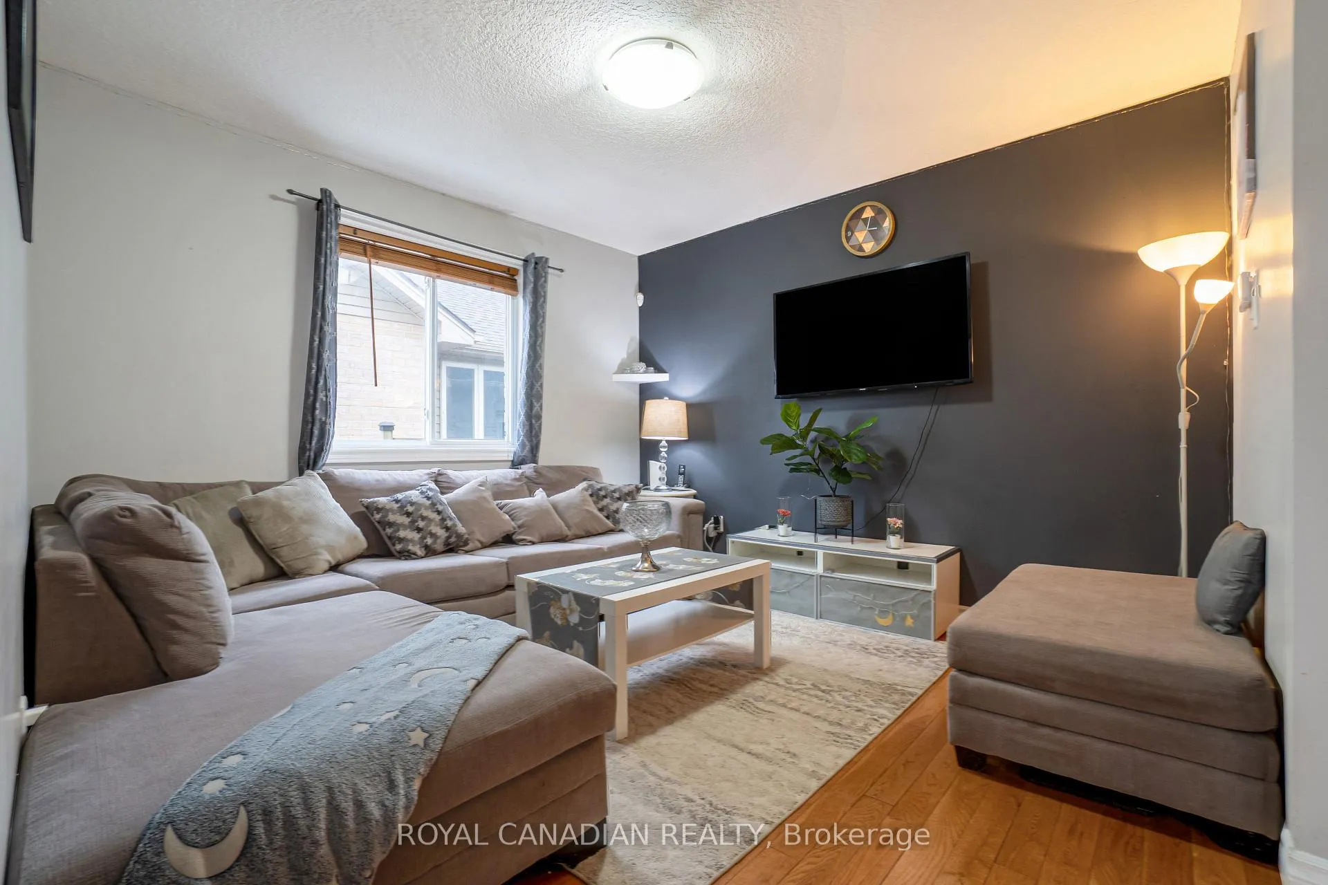 Photo 13 of 1723 Stackhouse Avenue, London, North C — HOMEH