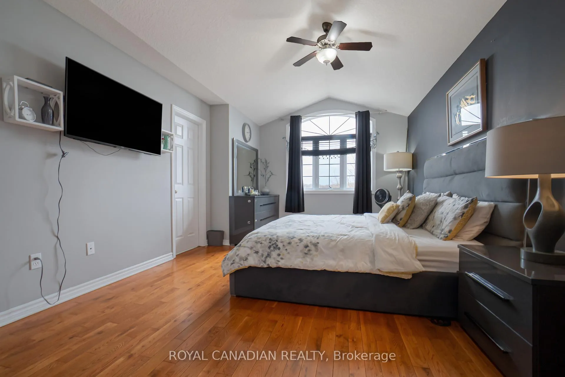 Photo 28 of 1723 Stackhouse Avenue, London, North C — HOMEH