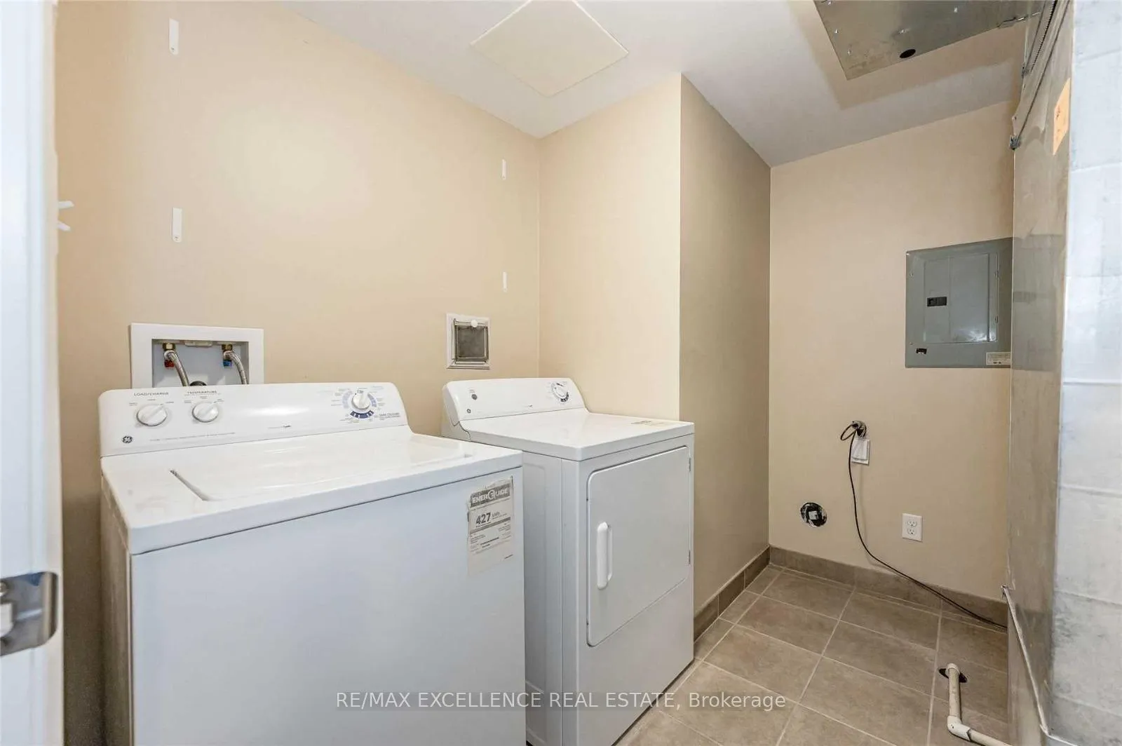 Photo 12 of Unit 11A, 1460 Highland Road W, Kitchener, Highland West — HOMEH