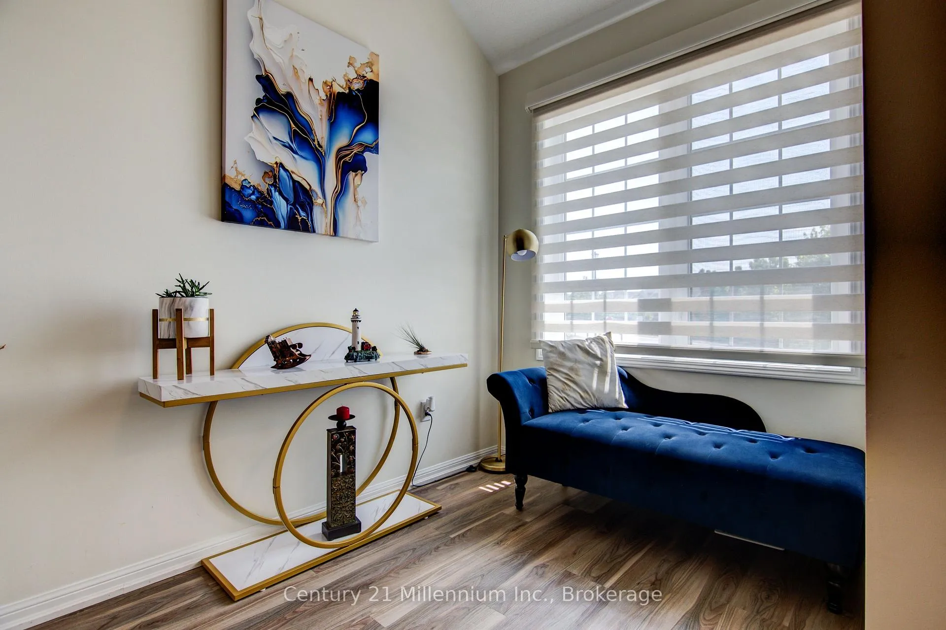 Photo 8 of 10 Providence Way, Wasaga Beach — HOMEH