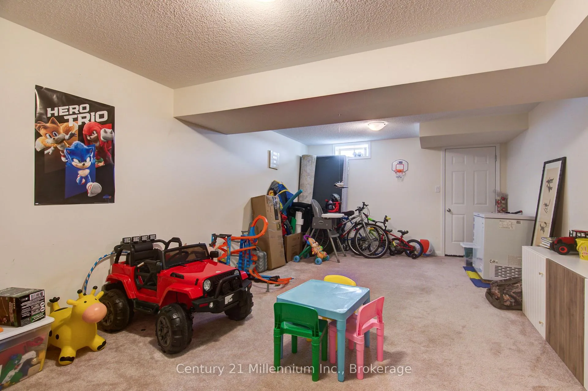 Photo 18 of 10 Providence Way, Wasaga Beach — HOMEH