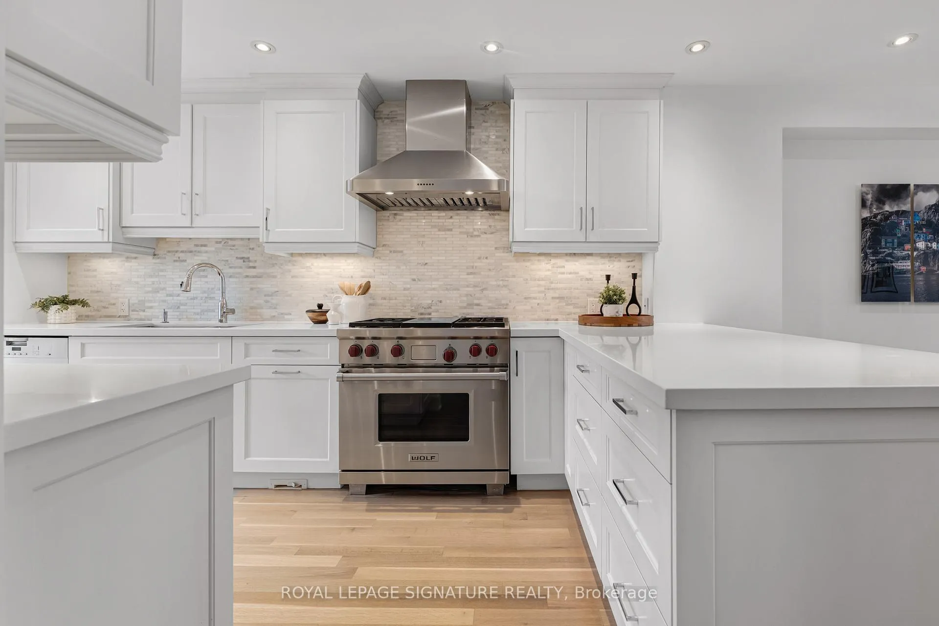 Photo 10 of 189 Bedford Park Avenue, Toronto, Lawrence Park North — HOMEH