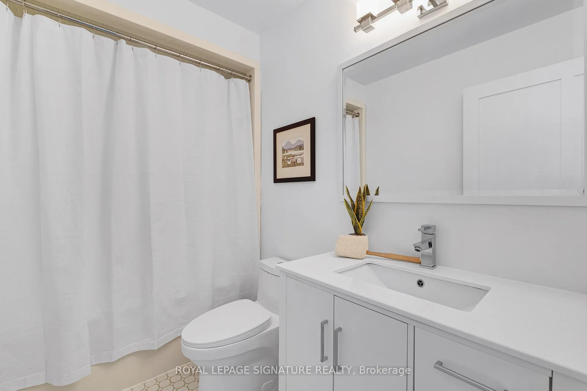 Photo 17 of 189 Bedford Park Avenue, Toronto, Lawrence Park North — HOMEH