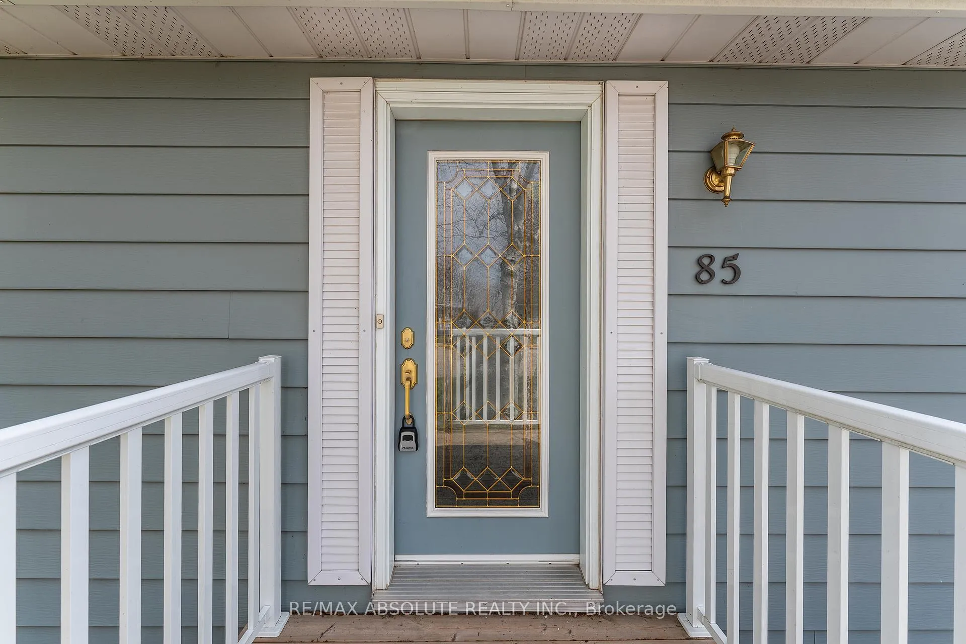 Photo 2 of 85 Laird Street, Arnprior — HOMEH