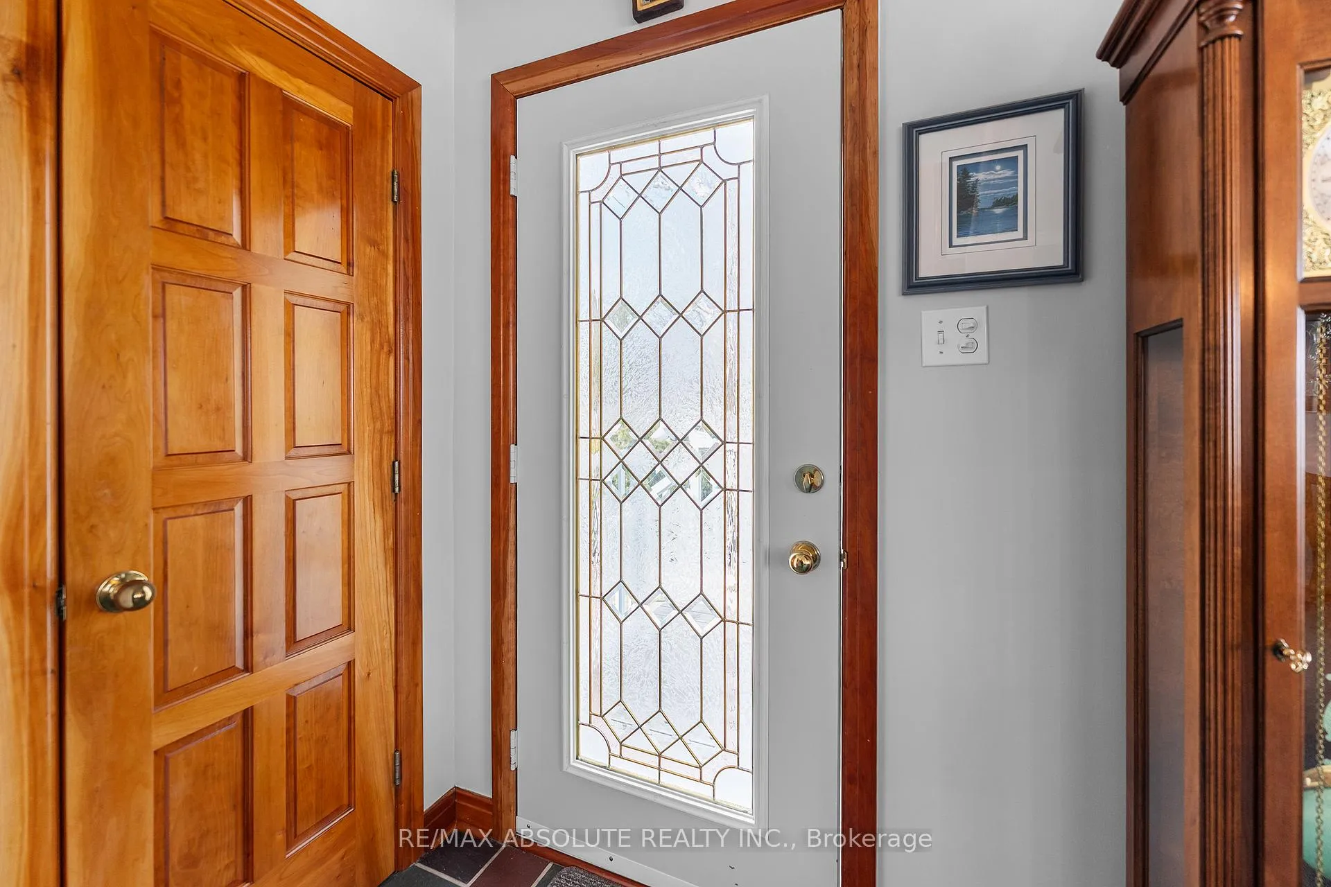 Photo 3 of 85 Laird Street, Arnprior — HOMEH