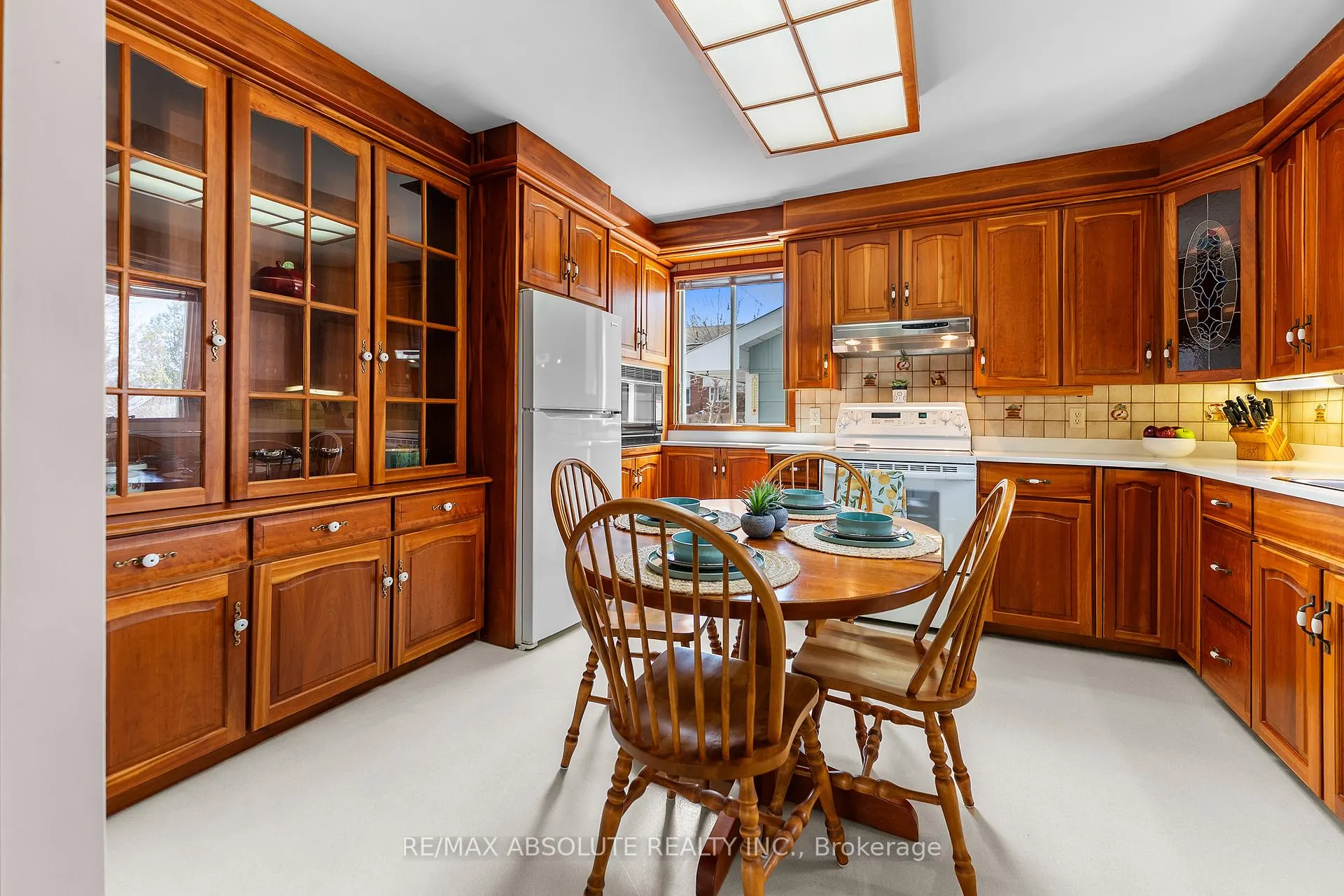 Photo 11 of 85 Laird Street, Arnprior — HOMEH