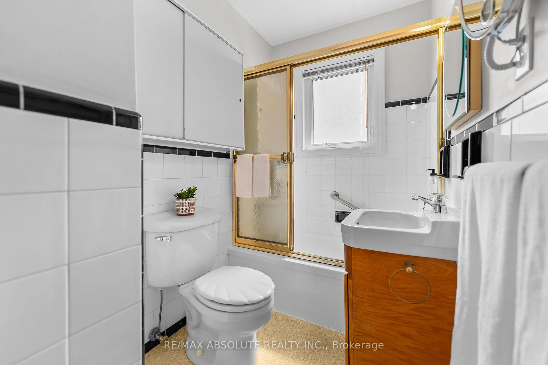 Photo 15 of 85 Laird Street, Arnprior — HOMEH