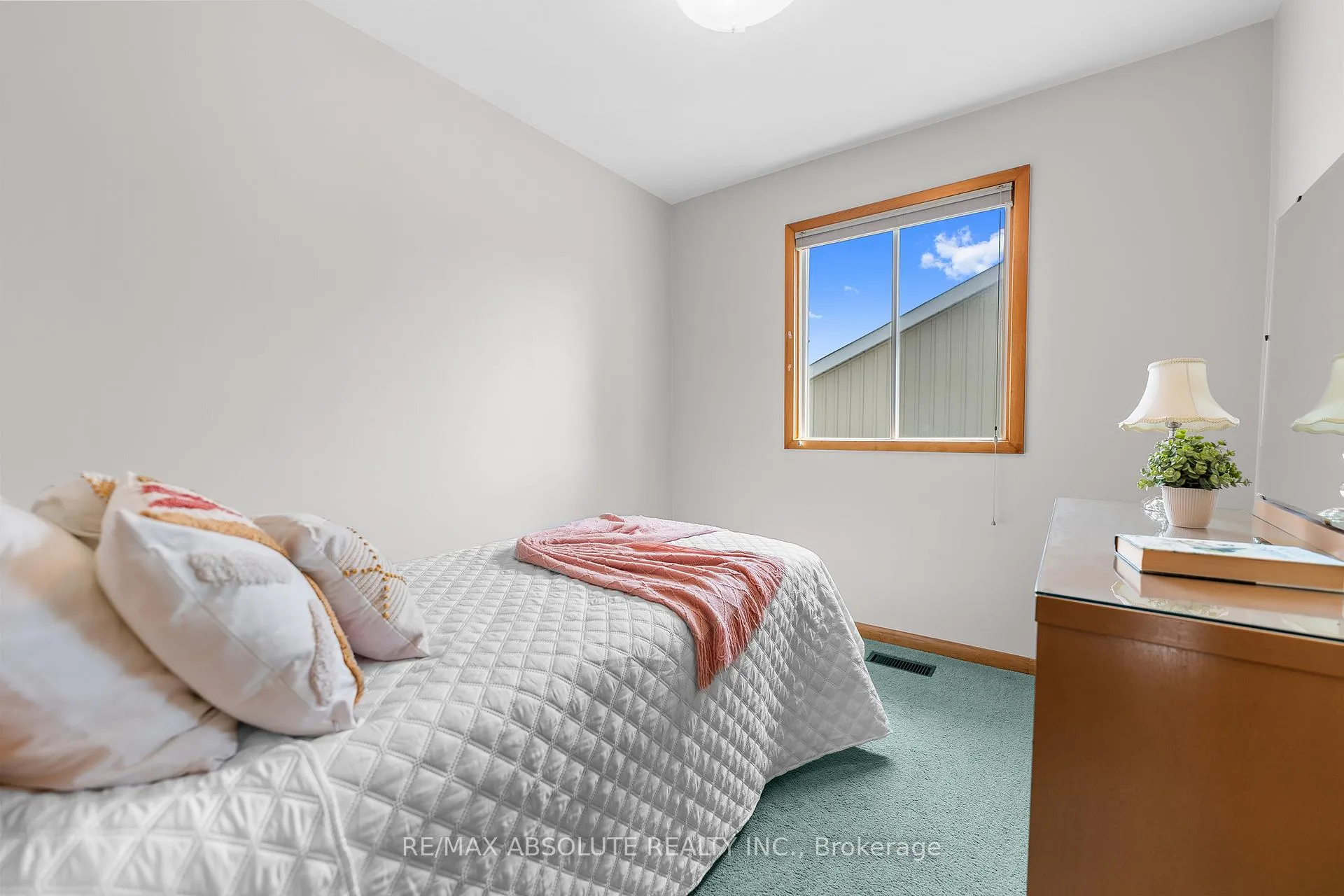 Photo 17 of 85 Laird Street, Arnprior — HOMEH