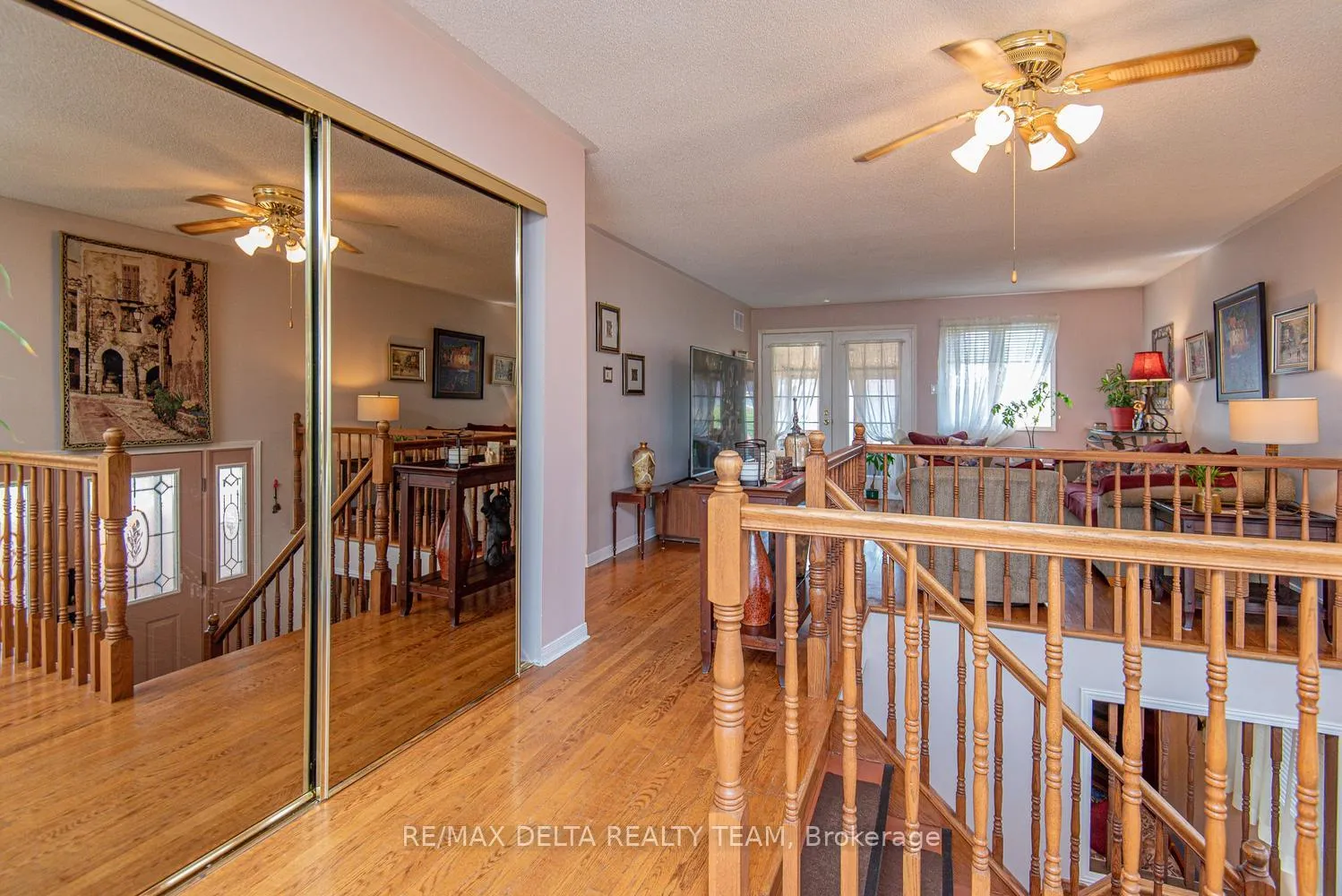 Photo 4 of 892 Beauchamp Avenue, Ottawa, Hiawatha Park/Convent Glen — HOMEH