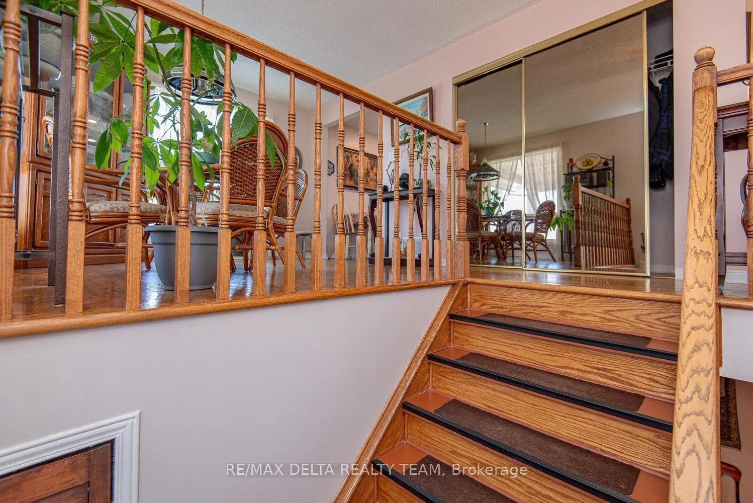Photo 23 of 892 Beauchamp Avenue, Ottawa, Hiawatha Park/Convent Glen — HOMEH