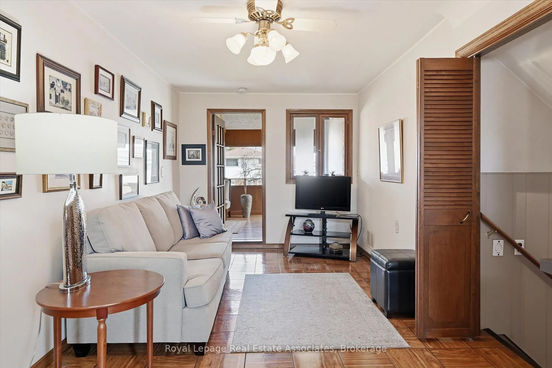 Photo 6 of 115 Laurier Avenue, Hamilton, Buchanan — HOMEH