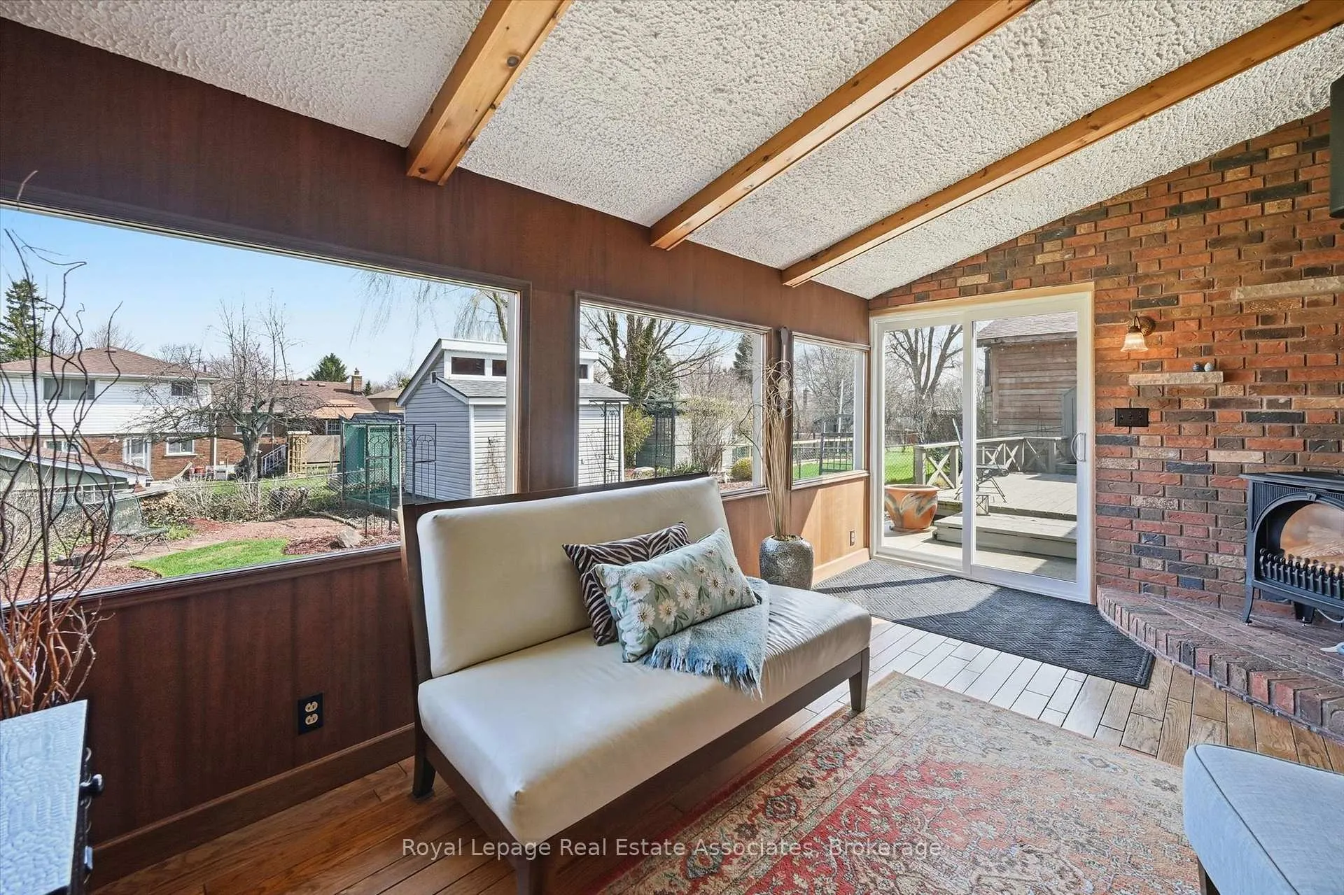 Photo 11 of 115 Laurier Avenue, Hamilton, Buchanan — HOMEH