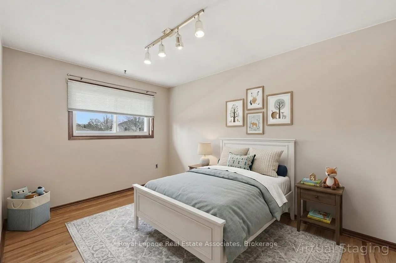 Photo 31 of 115 Laurier Avenue, Hamilton, Buchanan — HOMEH