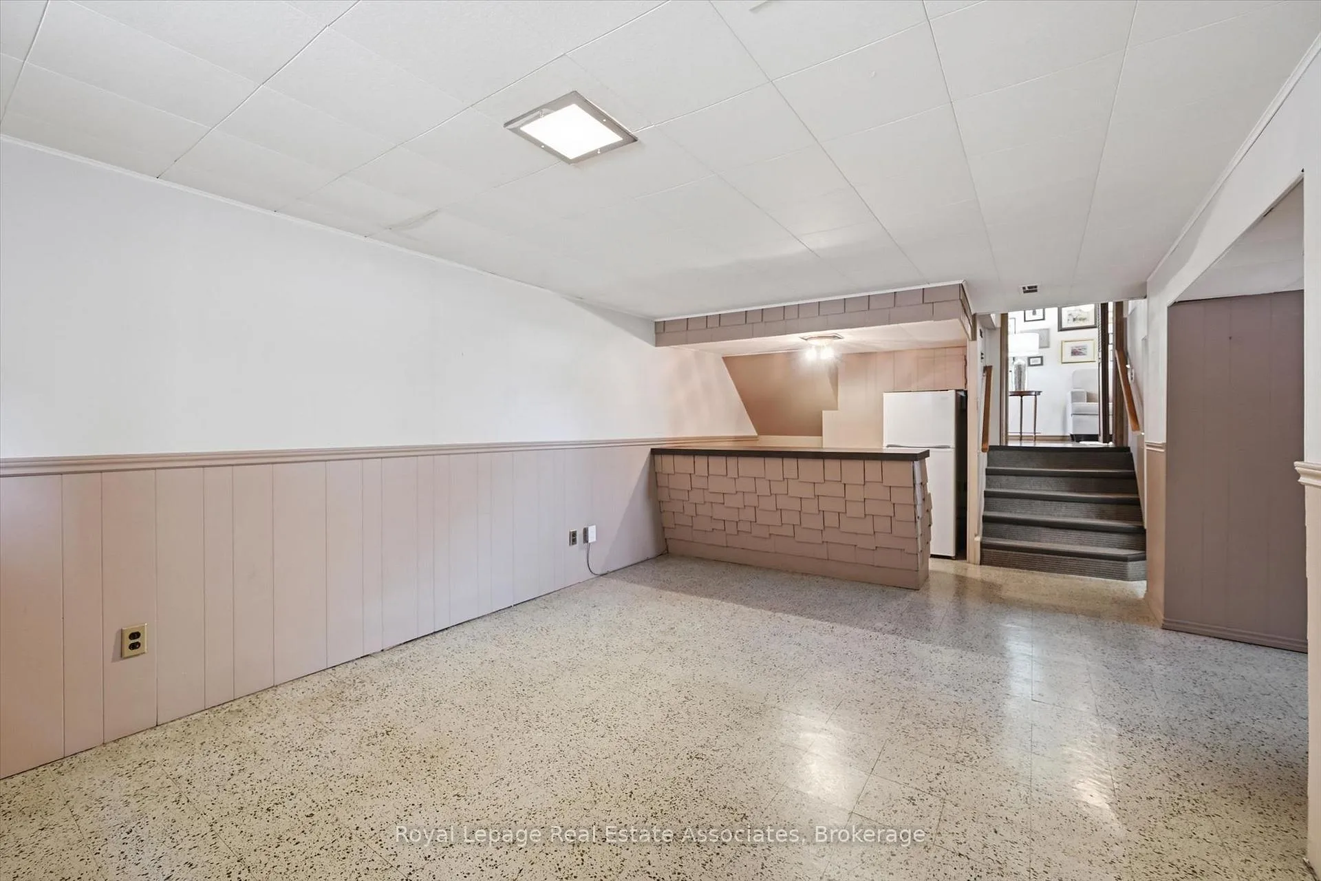 Photo 34 of 115 Laurier Avenue, Hamilton, Buchanan — HOMEH