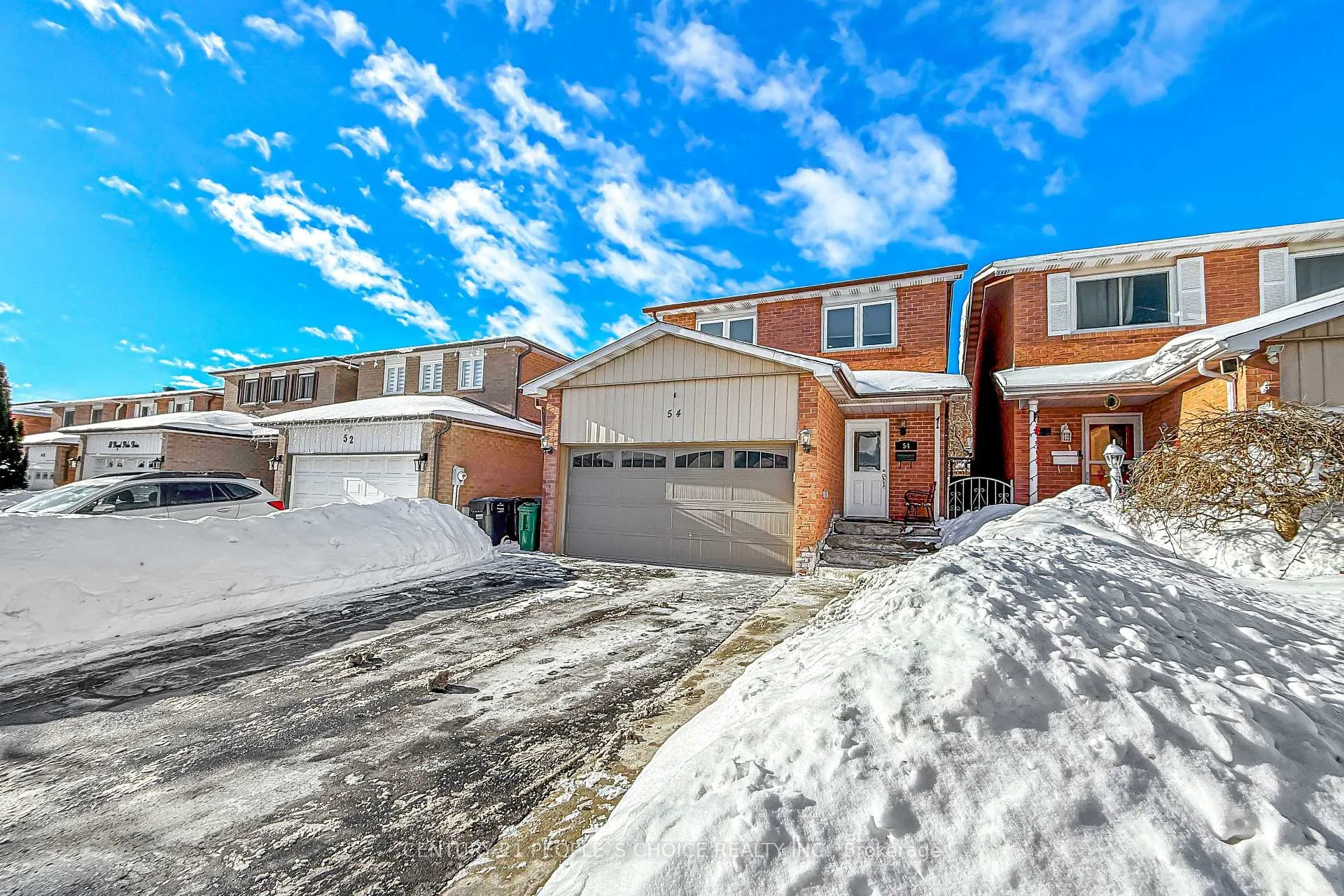 Photo 3 of 54 Royal Palm Drive, Brampton, Heart Lake East — HOMEH