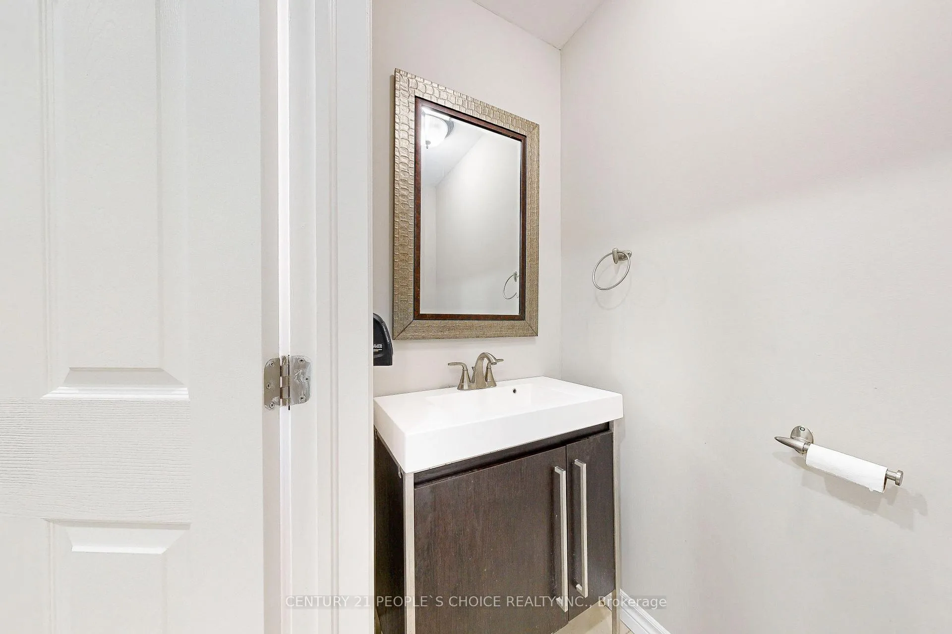 Photo 6 of 54 Royal Palm Drive, Brampton, Heart Lake East — HOMEH