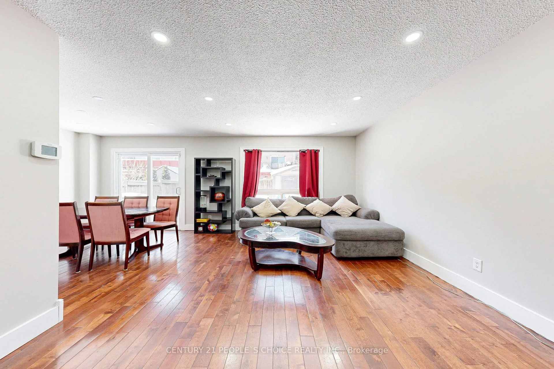Photo 8 of 54 Royal Palm Drive, Brampton, Heart Lake East — HOMEH