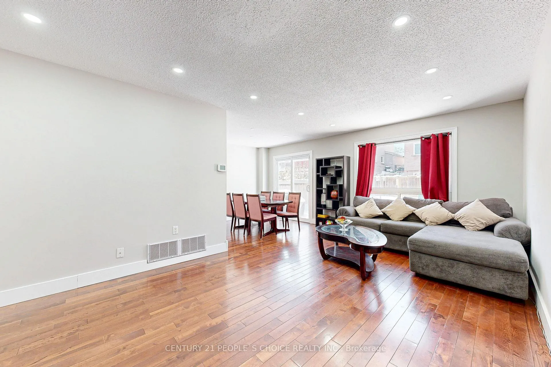Photo 9 of 54 Royal Palm Drive, Brampton, Heart Lake East — HOMEH