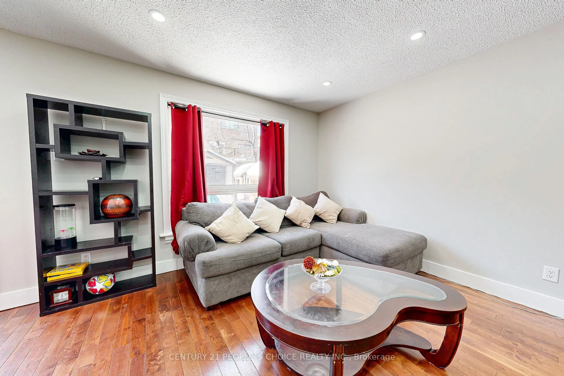 Photo 11 of 54 Royal Palm Drive, Brampton, Heart Lake East — HOMEH