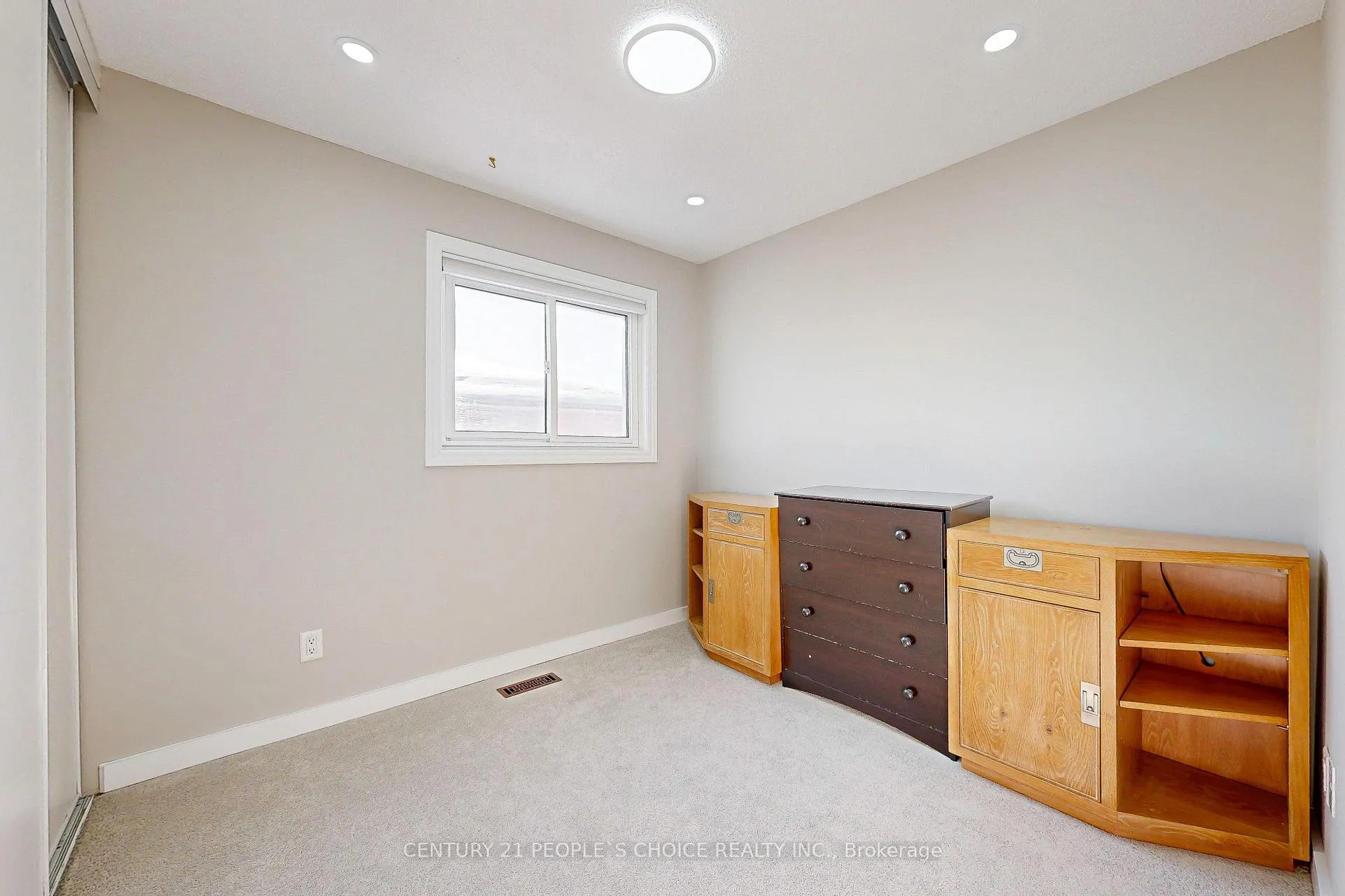 Photo 25 of 54 Royal Palm Drive, Brampton, Heart Lake East — HOMEH
