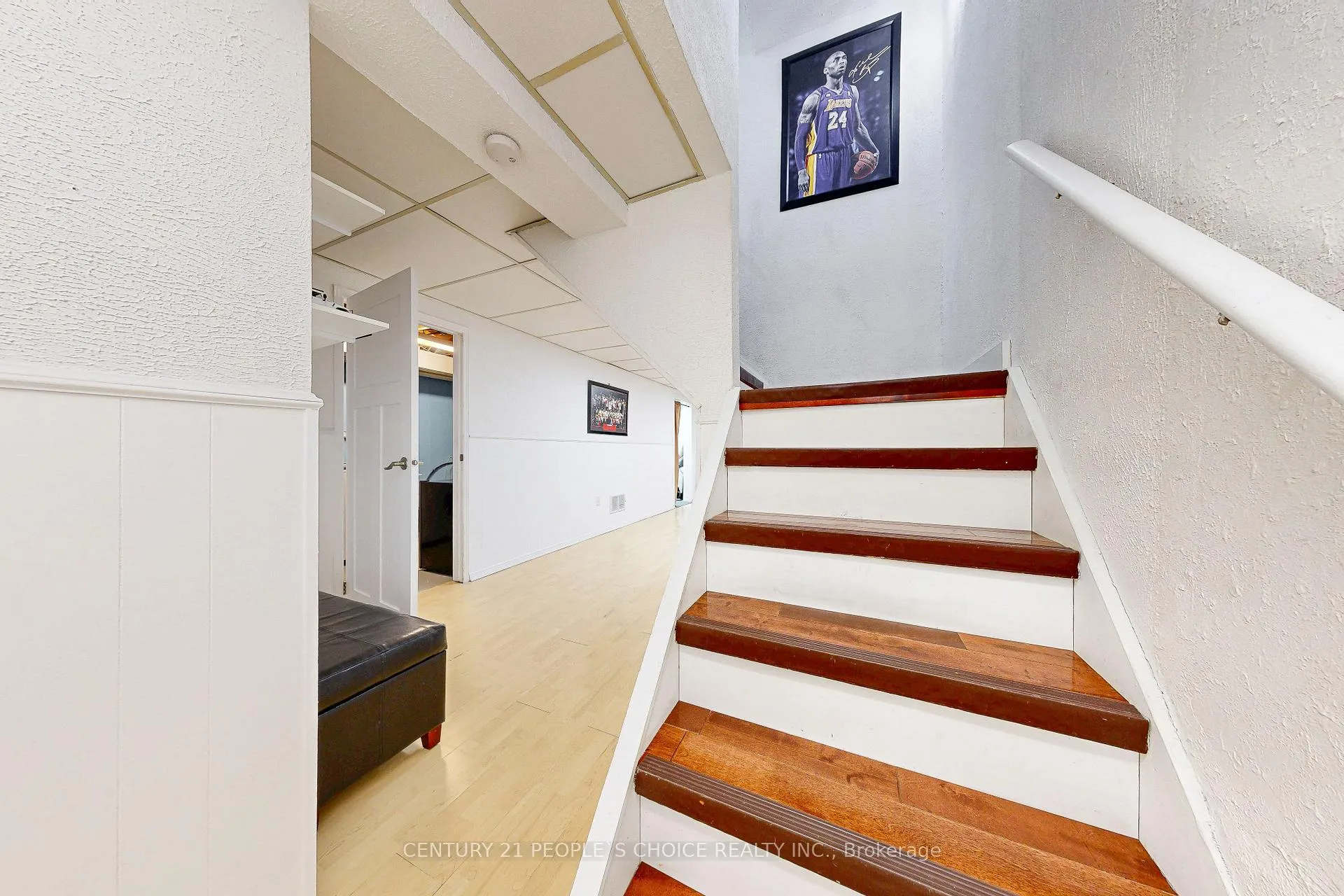 Photo 33 of 54 Royal Palm Drive, Brampton, Heart Lake East — HOMEH