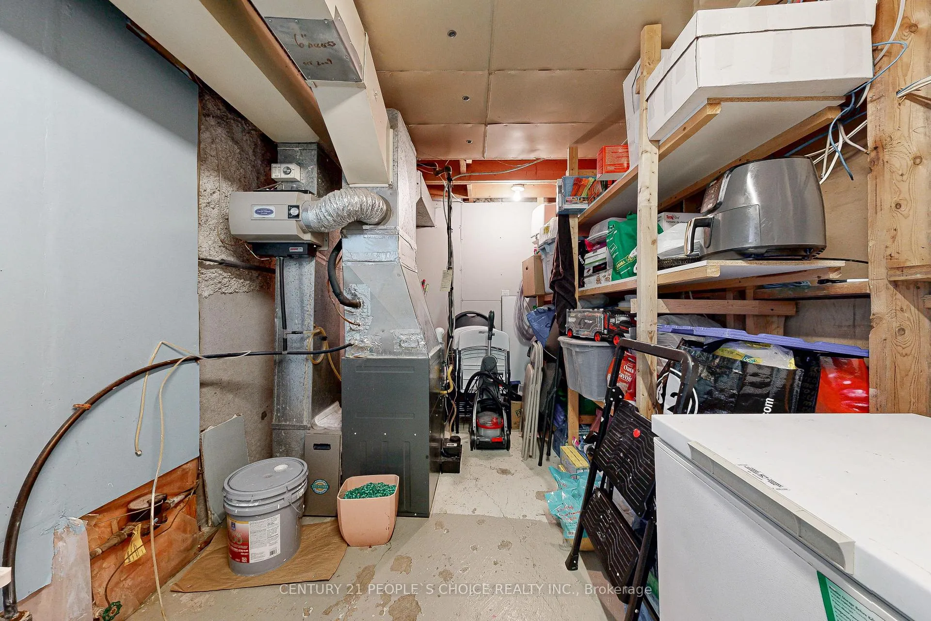 Photo 40 of 54 Royal Palm Drive, Brampton, Heart Lake East — HOMEH