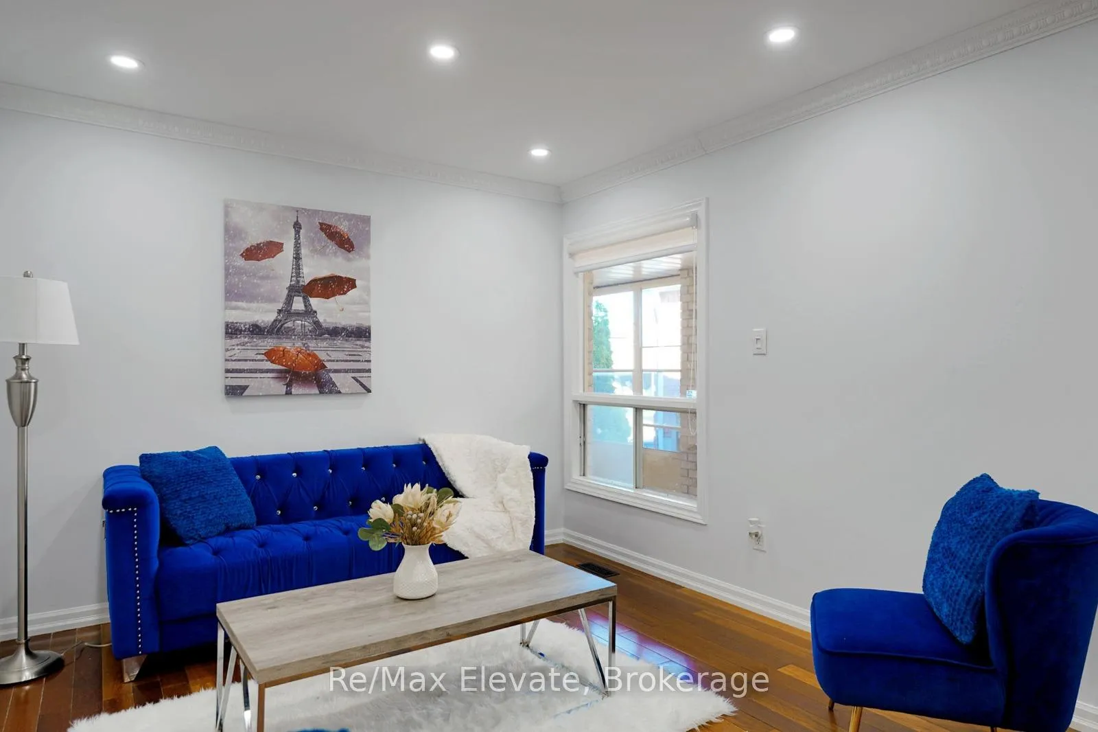Photo 6 of 57 Chloe Crescent, Markham, Middlefield — HOMEH