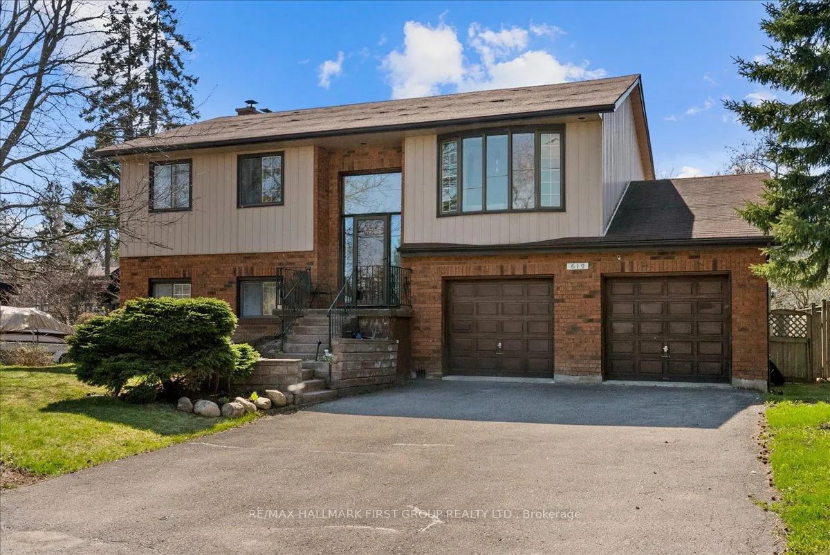Photo 2 of 612 Westshore Boulevard, Pickering, West Shore — HOMEH