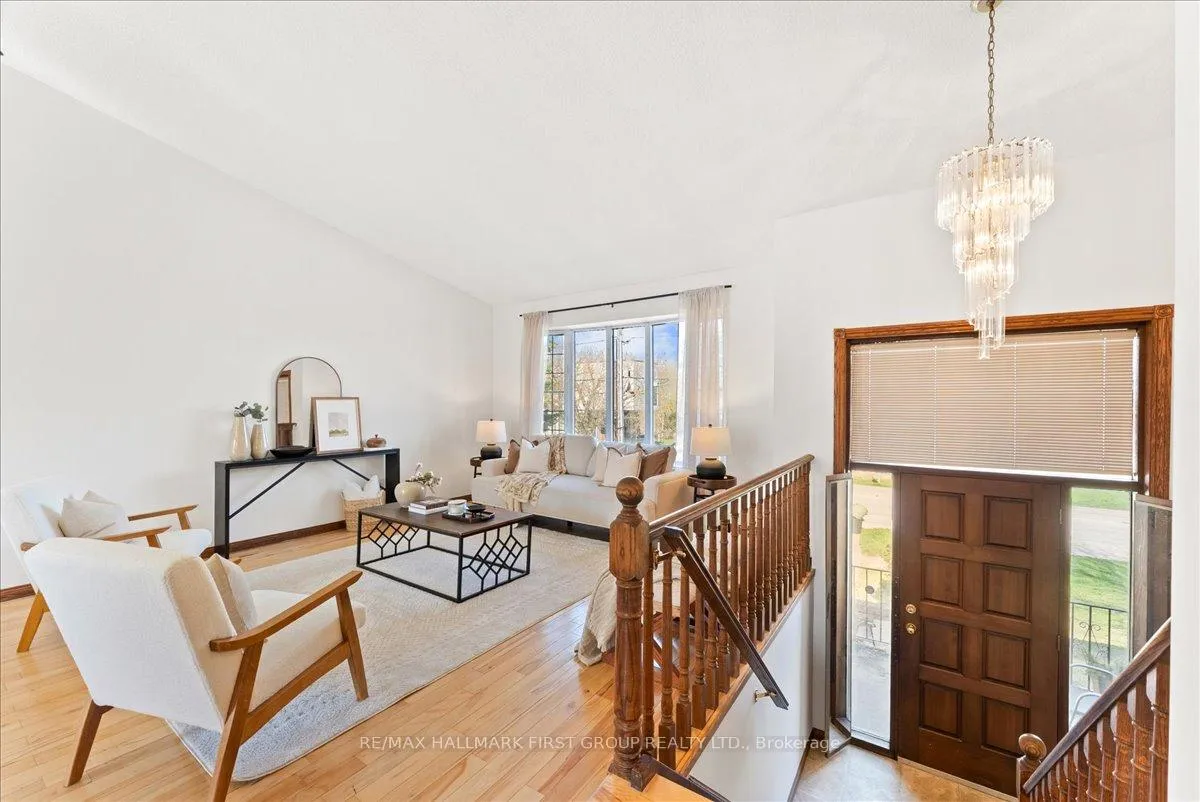 Photo 5 of 612 Westshore Boulevard, Pickering, West Shore — HOMEH