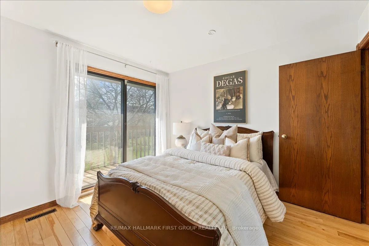 Photo 25 of 612 Westshore Boulevard, Pickering, West Shore — HOMEH