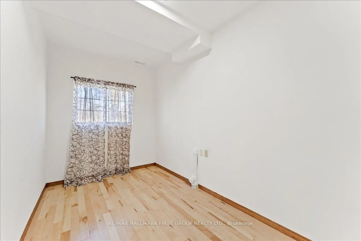 Photo 32 of 612 Westshore Boulevard, Pickering, West Shore — HOMEH