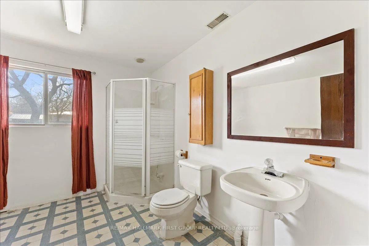 Photo 35 of 612 Westshore Boulevard, Pickering, West Shore — HOMEH