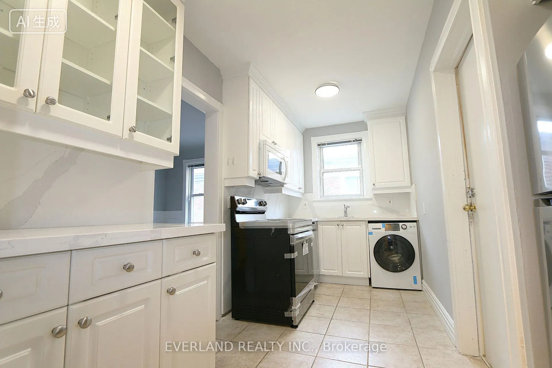 Photo 3 of Unit 202, 1753 Bayview Avenue, Toronto, Leaside — HOMEH