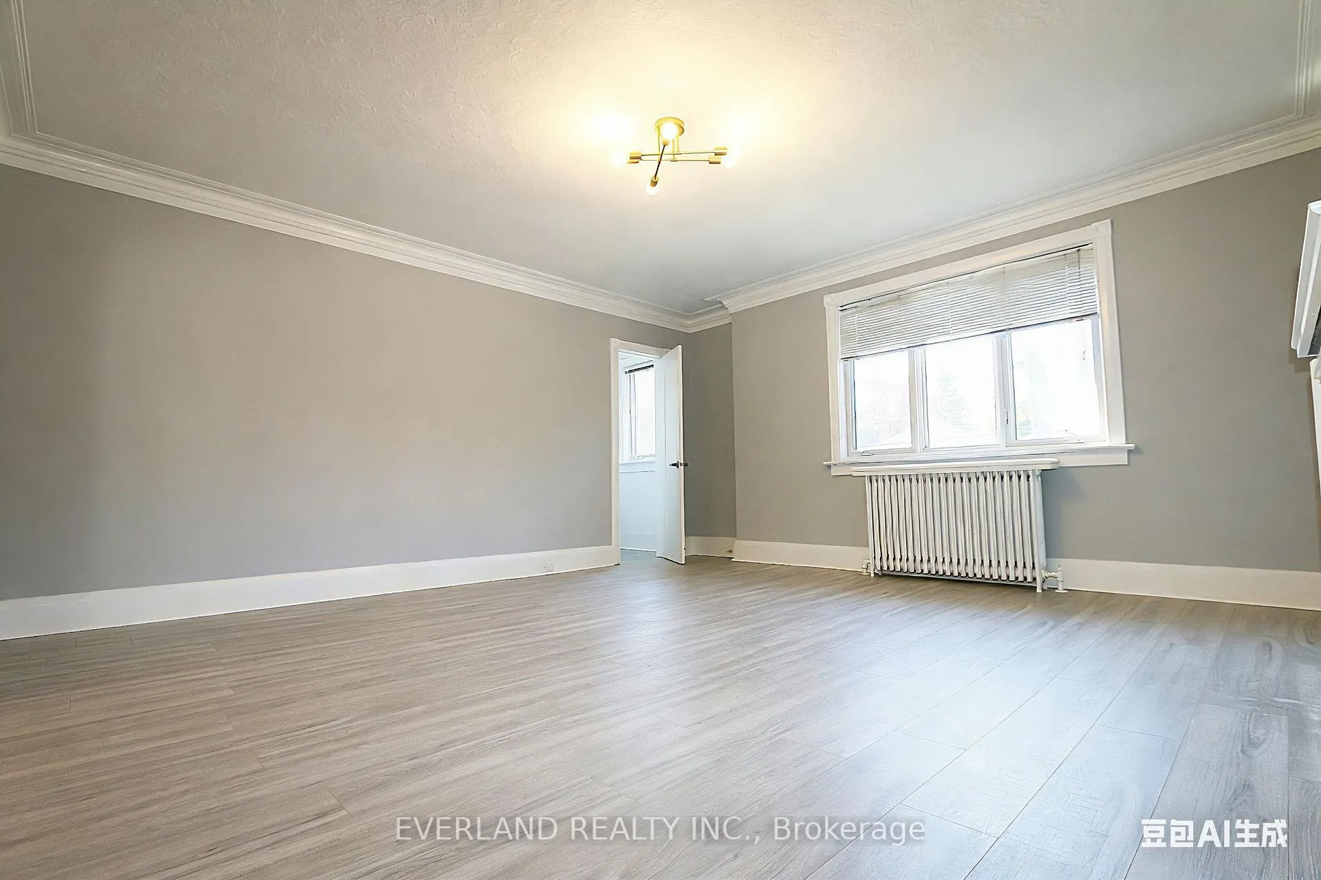 Photo 5 of Unit 202, 1753 Bayview Avenue, Toronto, Leaside — HOMEH