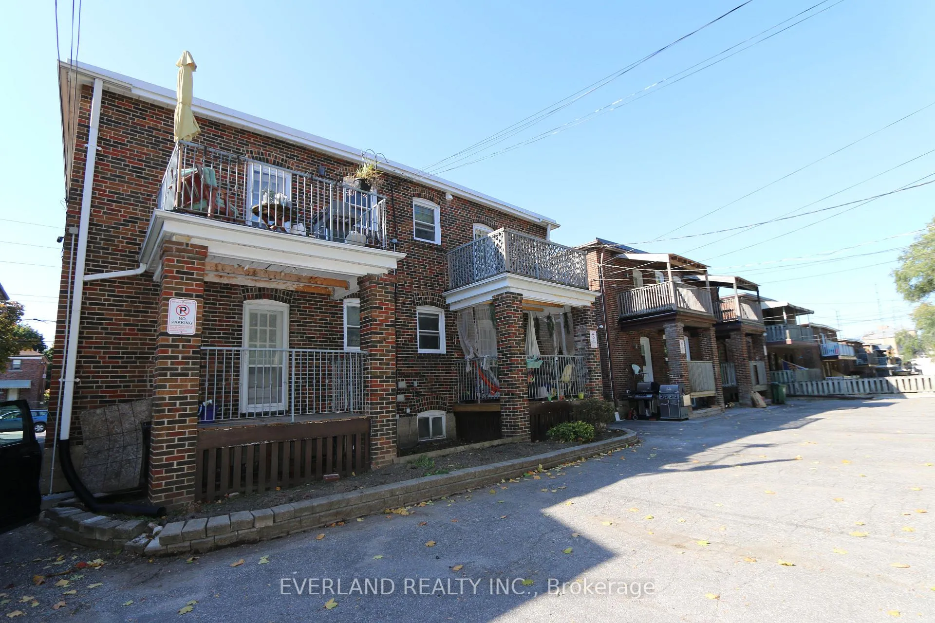 Photo 12 of Unit 202, 1753 Bayview Avenue, Toronto, Leaside — HOMEH