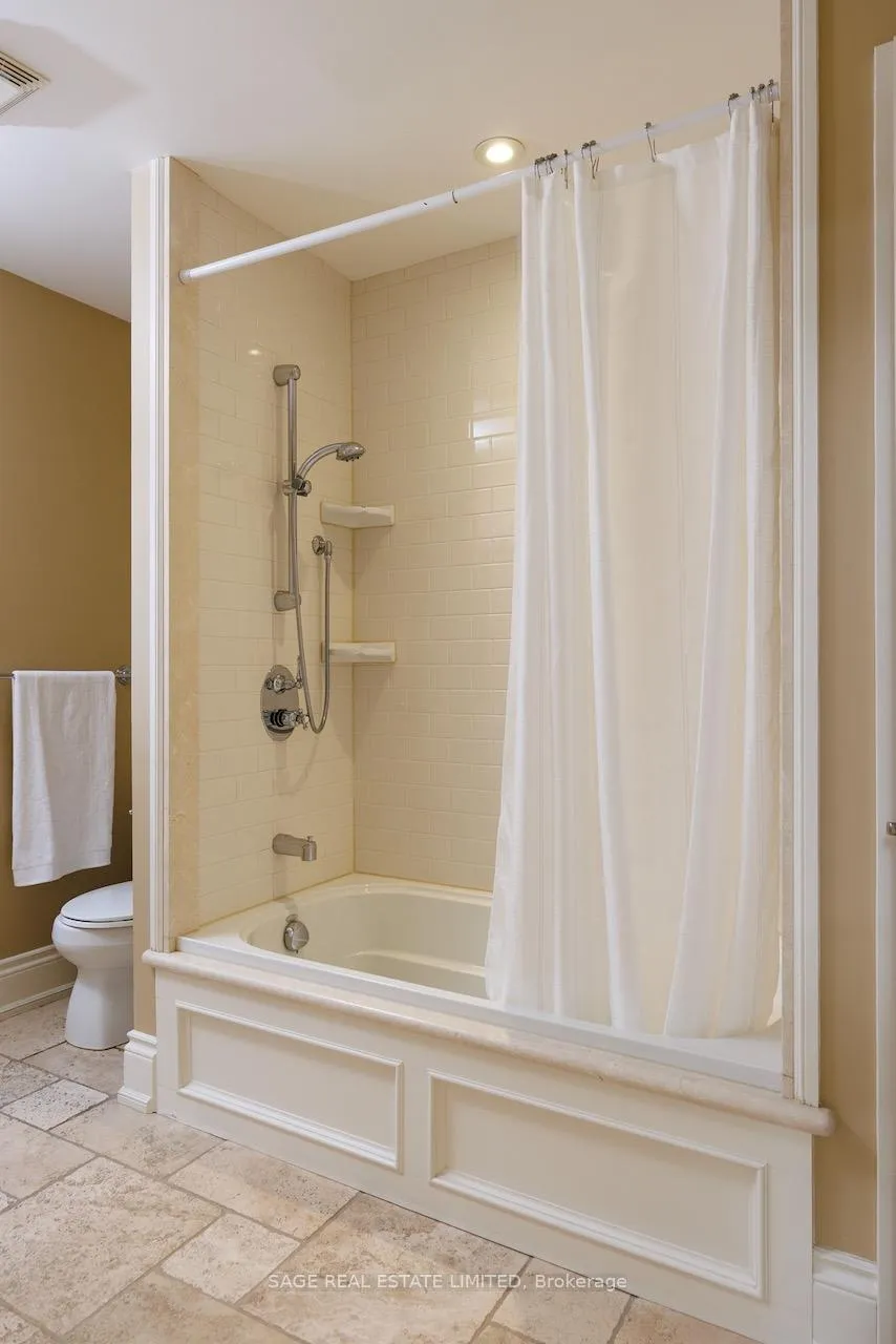 Photo 41 of 19 Carmichael Avenue, Toronto, Bedford Park-Nortown — HOMEH