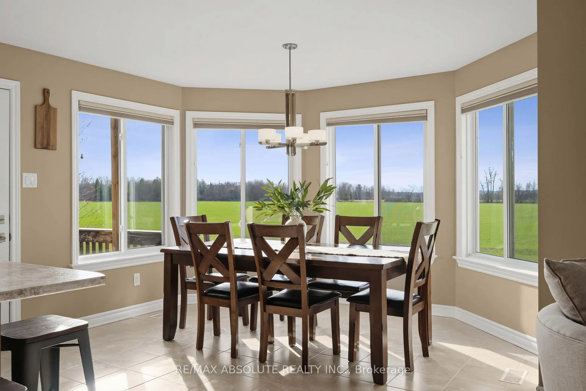 Photo 6 of 1819 Lochwinnoch Road, Horton, Horton Twp — HOMEH