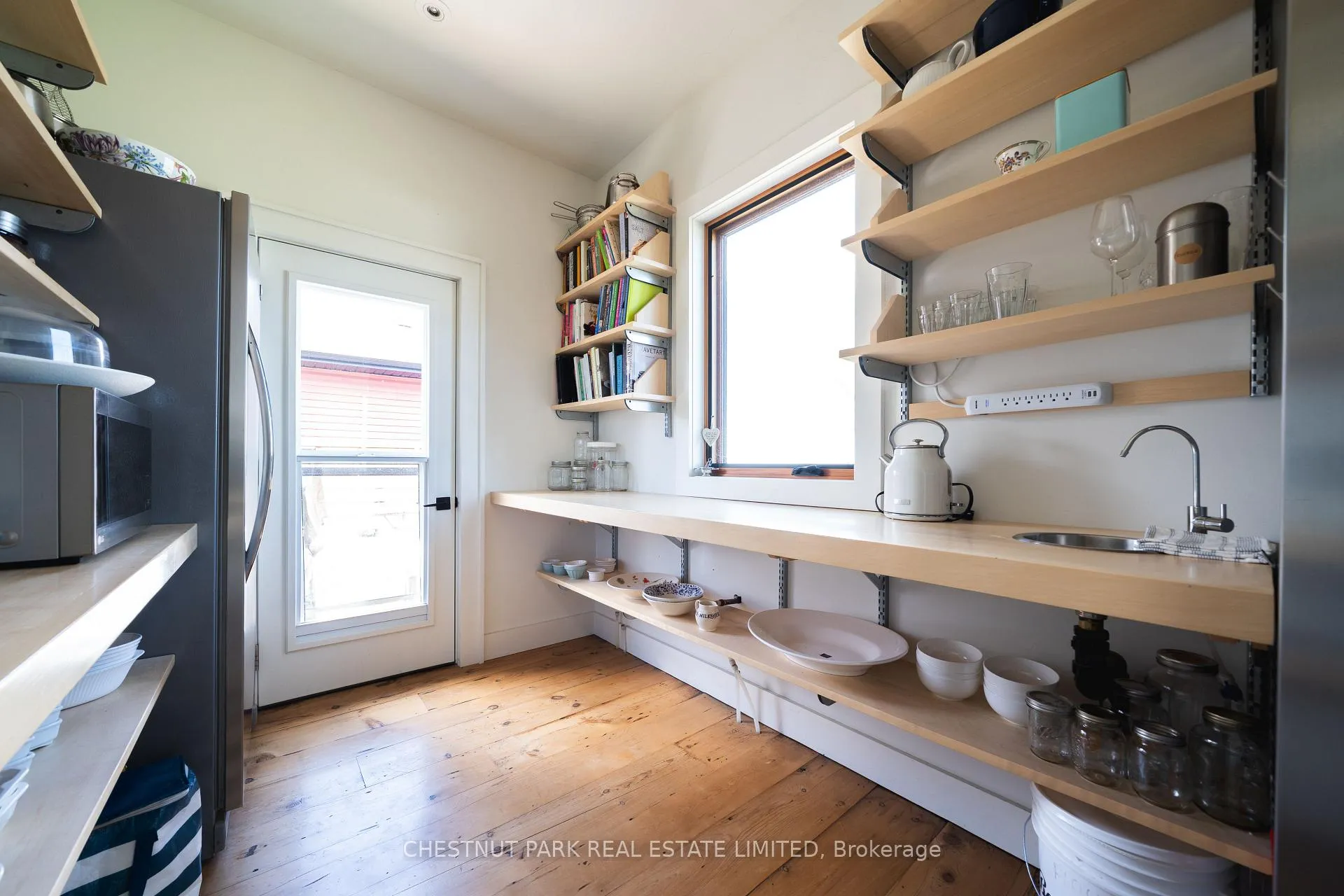 Photo 26 of 5 Solmes Street, Prince Edward County, Sophiasburg Ward — HOMEH